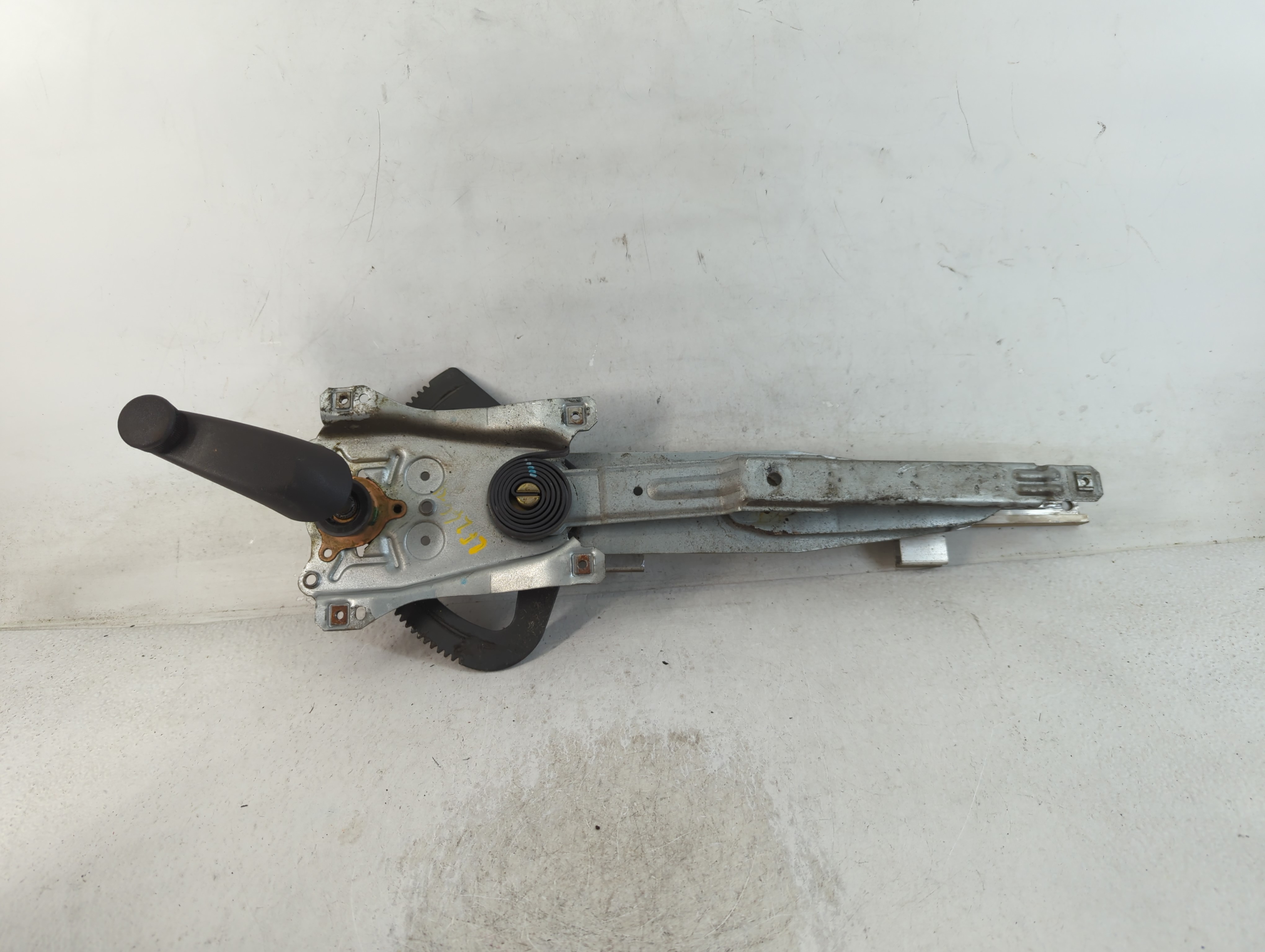 2000-2002 Saturn Sl1 Driver Left Front Window Regulator 791470 - Oemusedautoparts1.com
