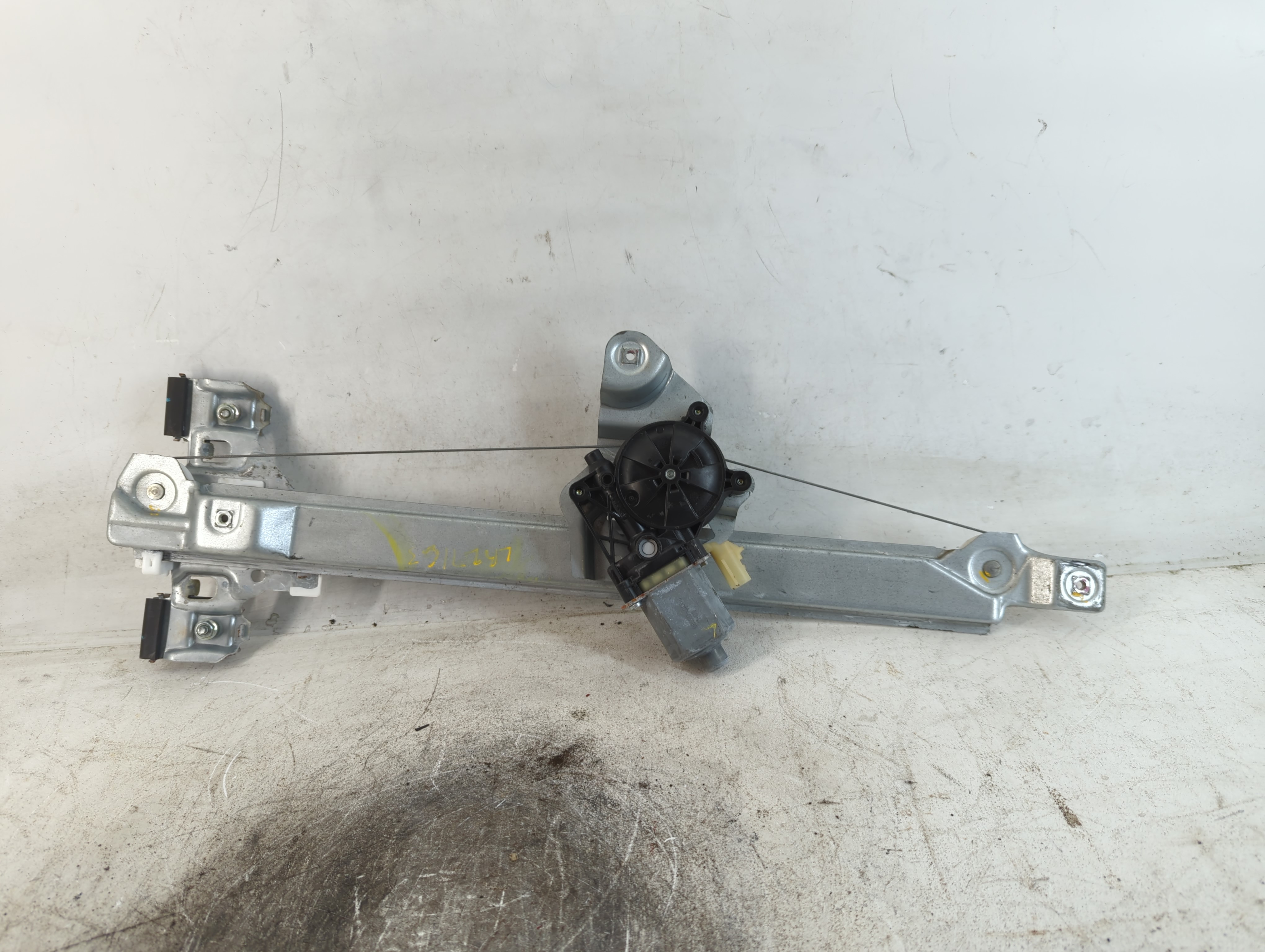 2012-2017 Chevrolet Equinox Driver Left Rear Window Regulator 791548 - Oemusedautoparts1.com