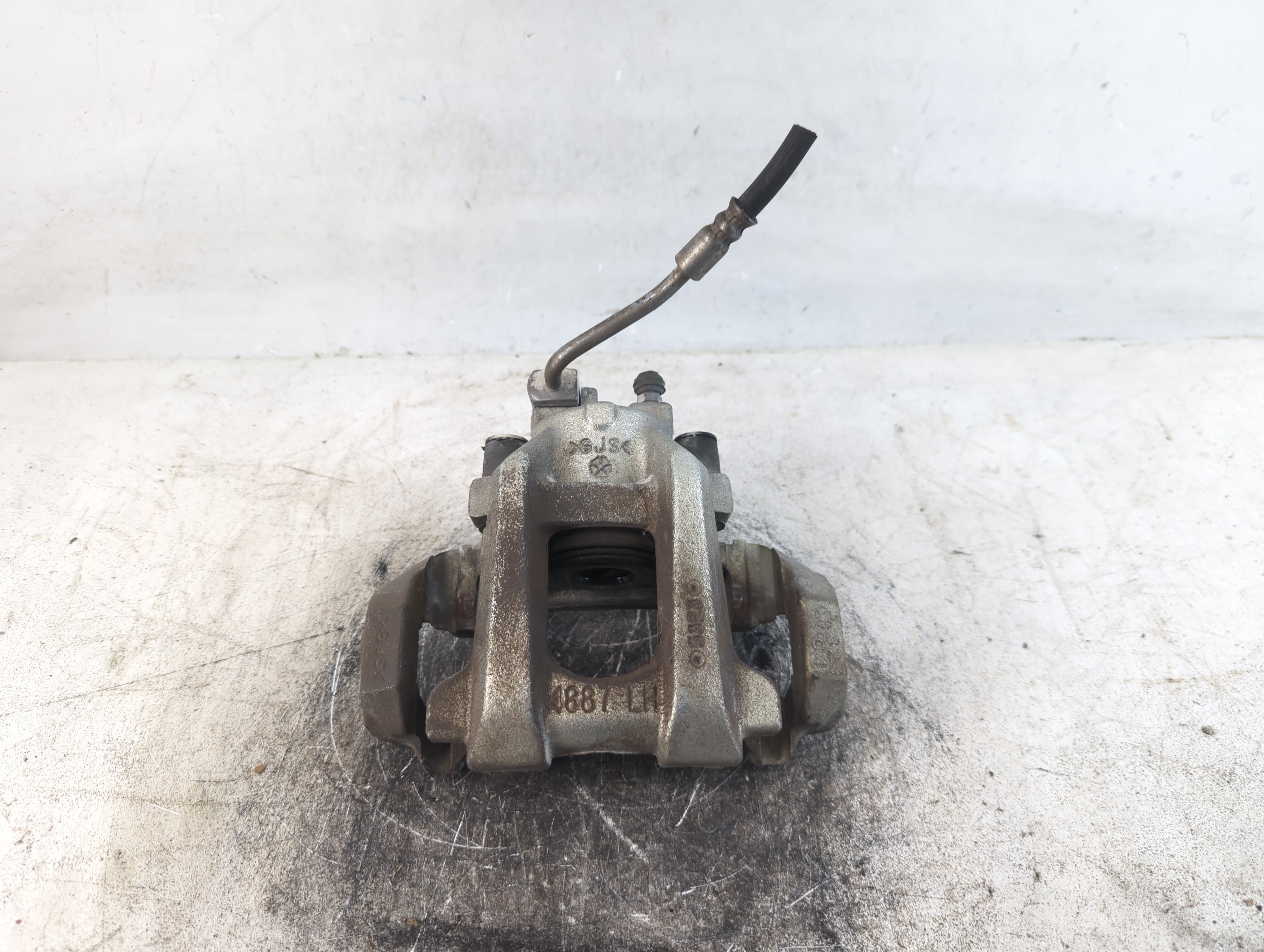 2011-2022 Dodge Durango Front Driver Left Brake Caliper 791557 - Oemusedautoparts1.com