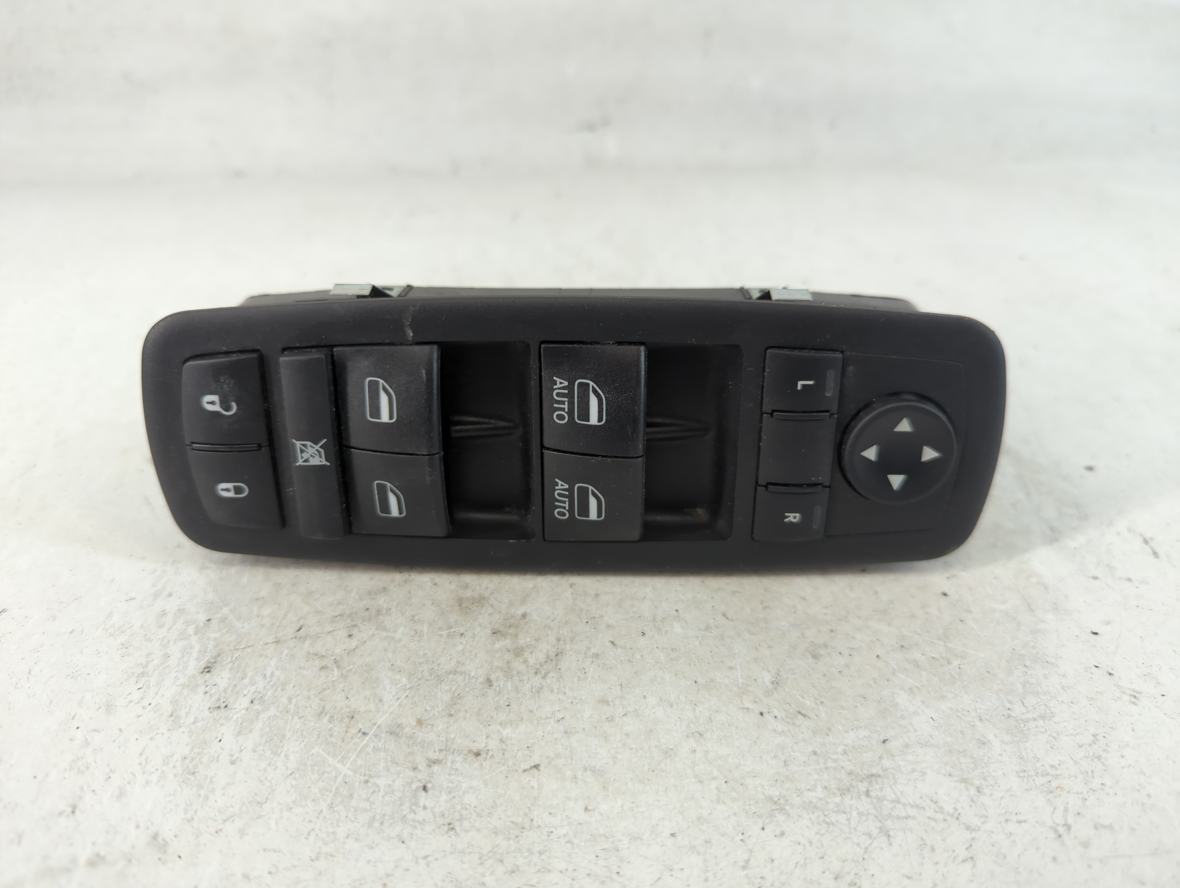 2015-2022 Jeep Cherokee Driver Left Door Master Power Window Switch 791577 - Oemusedautoparts1.com