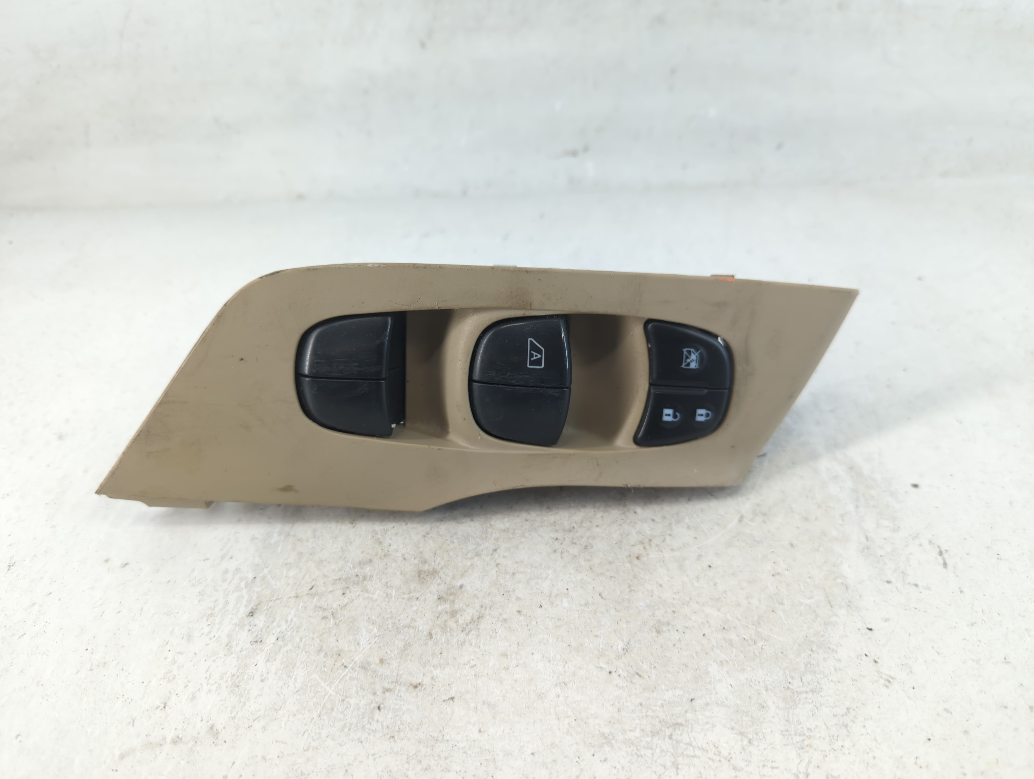 2013-2018 Nissan Altima Driver Left Door Master Power Window Switch 791579 - Oemusedautoparts1.com
