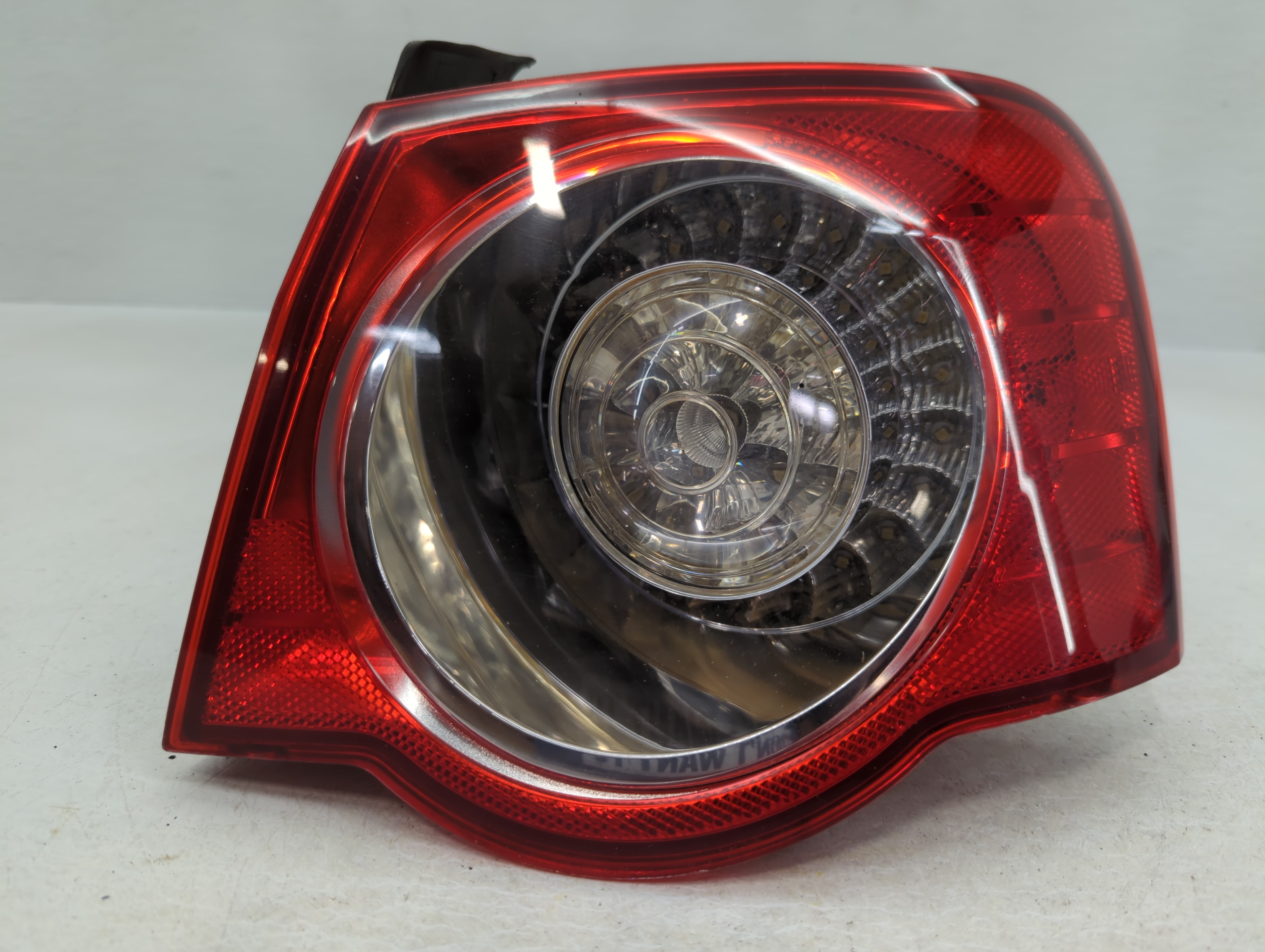 2008-2010 Volkswagen Passat Passenger Right Side Tail Light Taillight Oem 791587 - Oemusedautoparts1.com