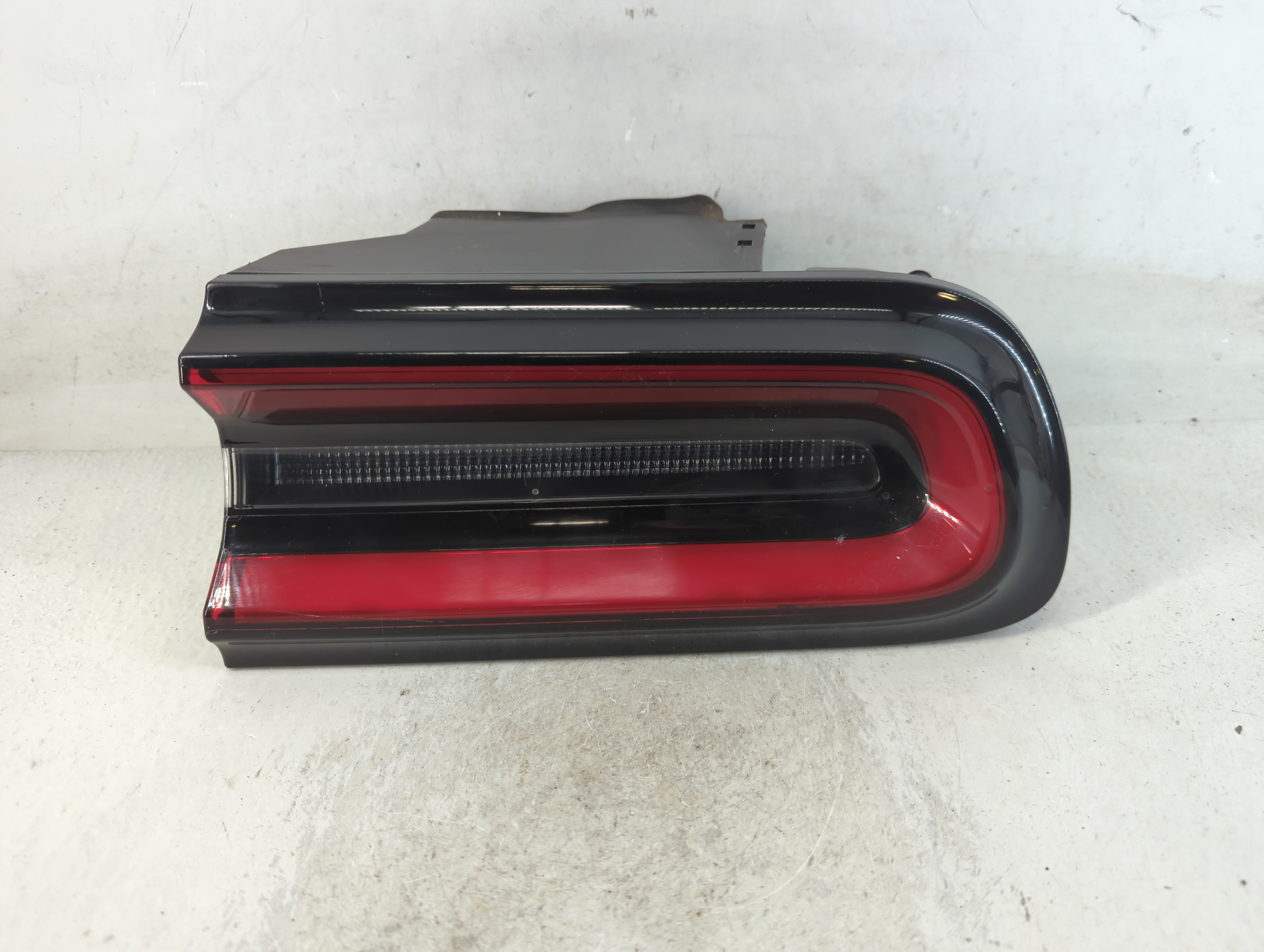 2015-2022 Dodge Challenger Passenger Right Side Tail Light Taillight Oem 791613 - Oemusedautoparts1.com