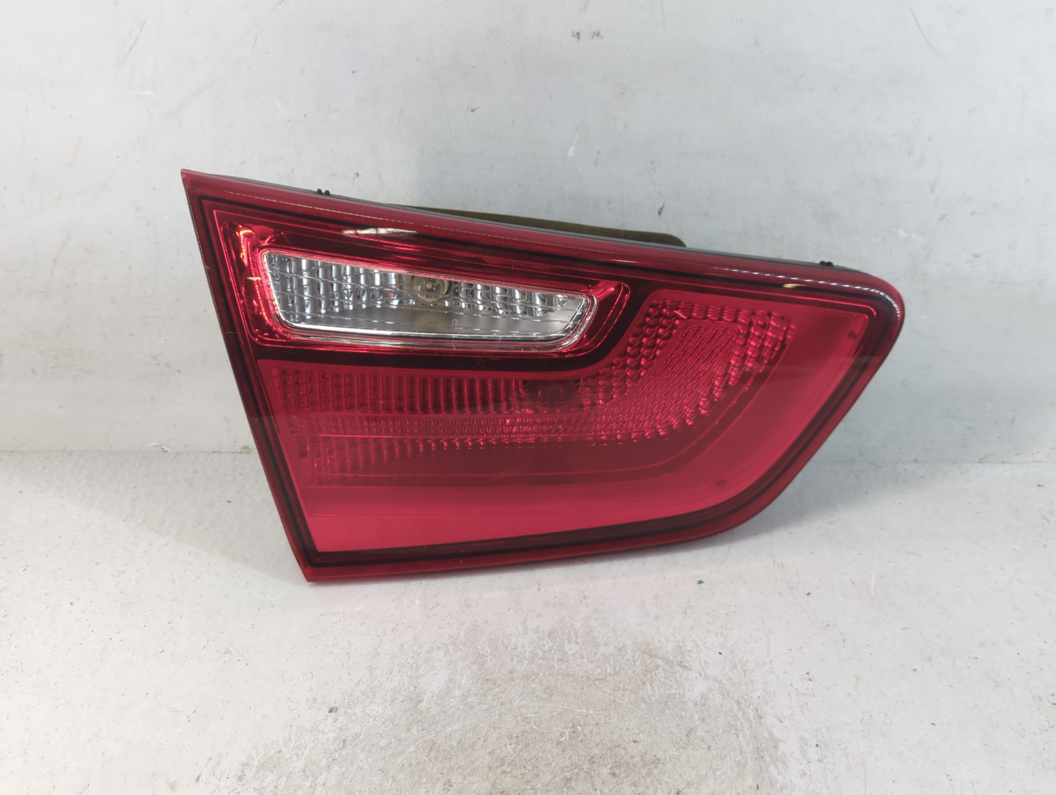 2014-2015 Kia Optima Driver Left Side Tail Light Taillight Oem 791617 - Oemusedautoparts1.com