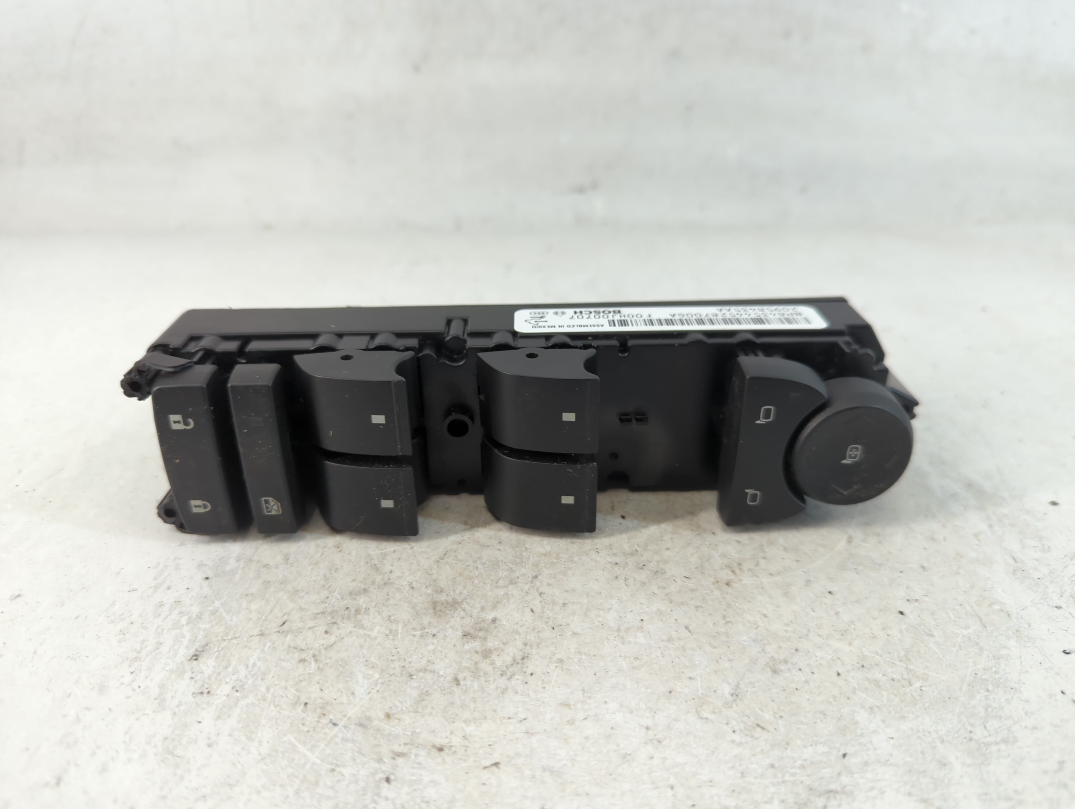 2010-2017 Buick Enclave Driver Left Door Master Power Window Switch 791634 - Oemusedautoparts1.com