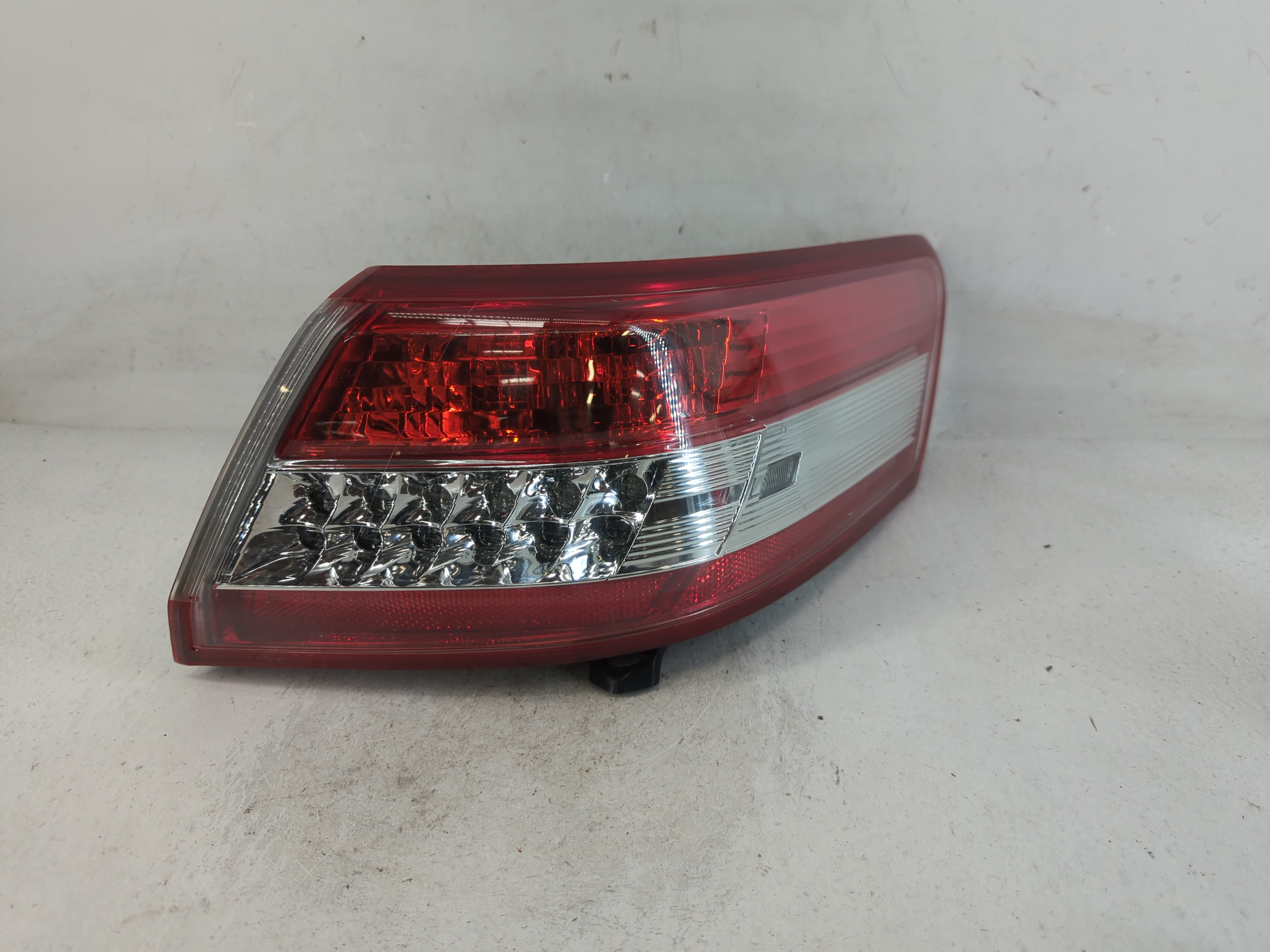 2010-2011 Toyota Camry Passenger Right Side Tail Light Taillight Oem 791659 - Oemusedautoparts1.com