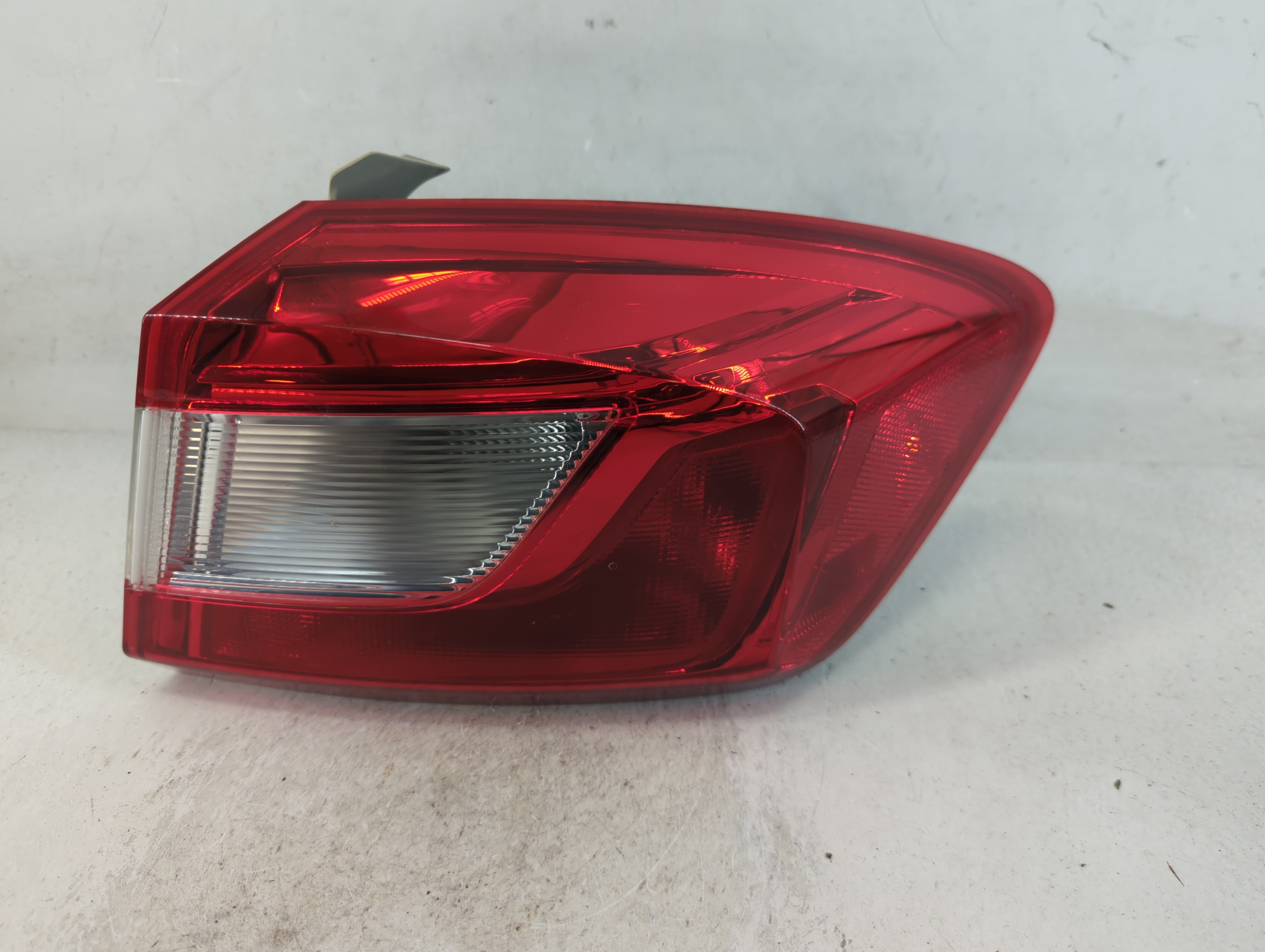 2017-2017 Chevrolet Cruze Passenger Right Side Tail Light Taillight Oem 791665 - Oemusedautoparts1.com
