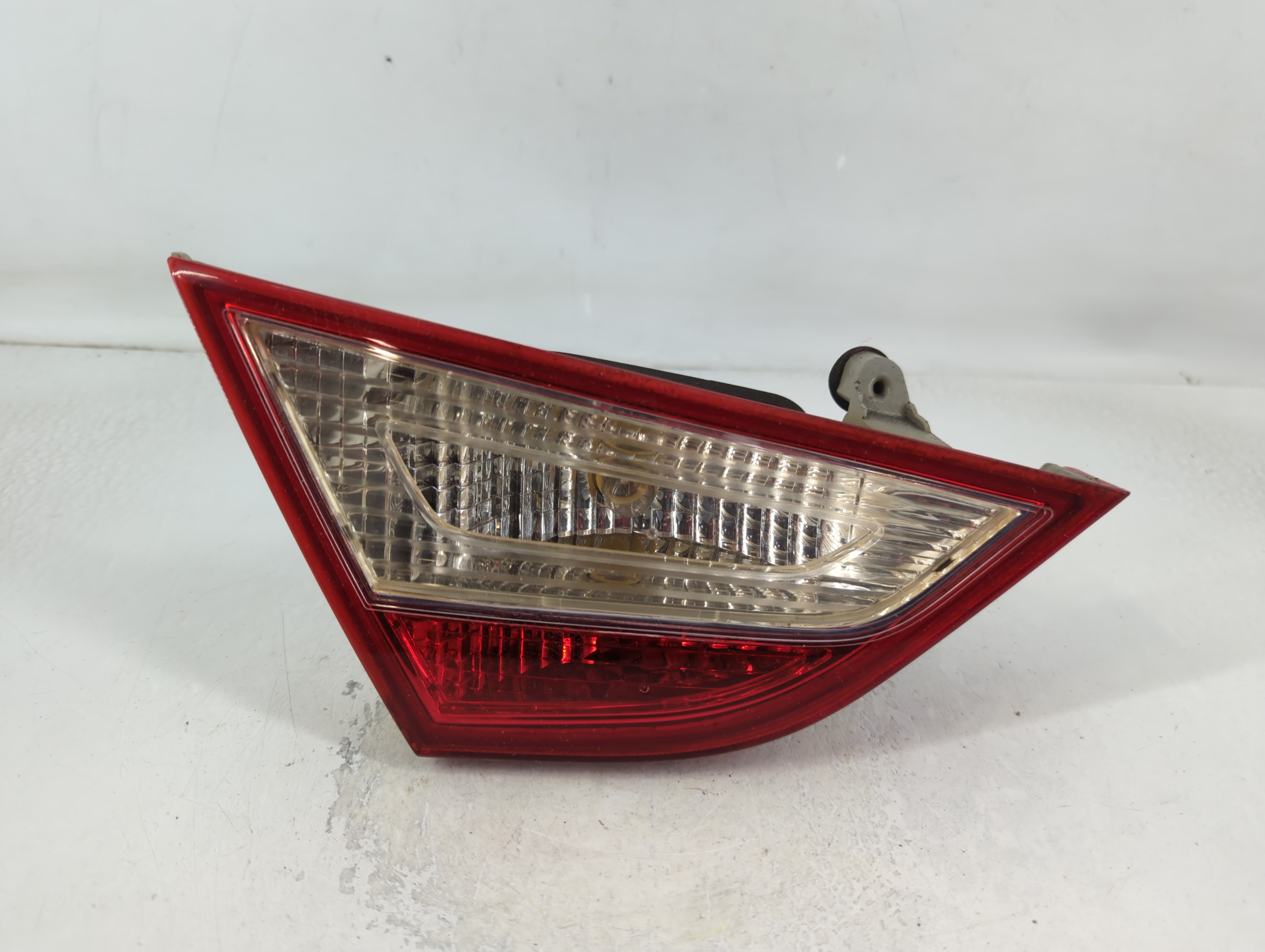 Picture of 2011-2014 Hyundai Sonata Driver Left Side Tail Light Taillight Oem 791684