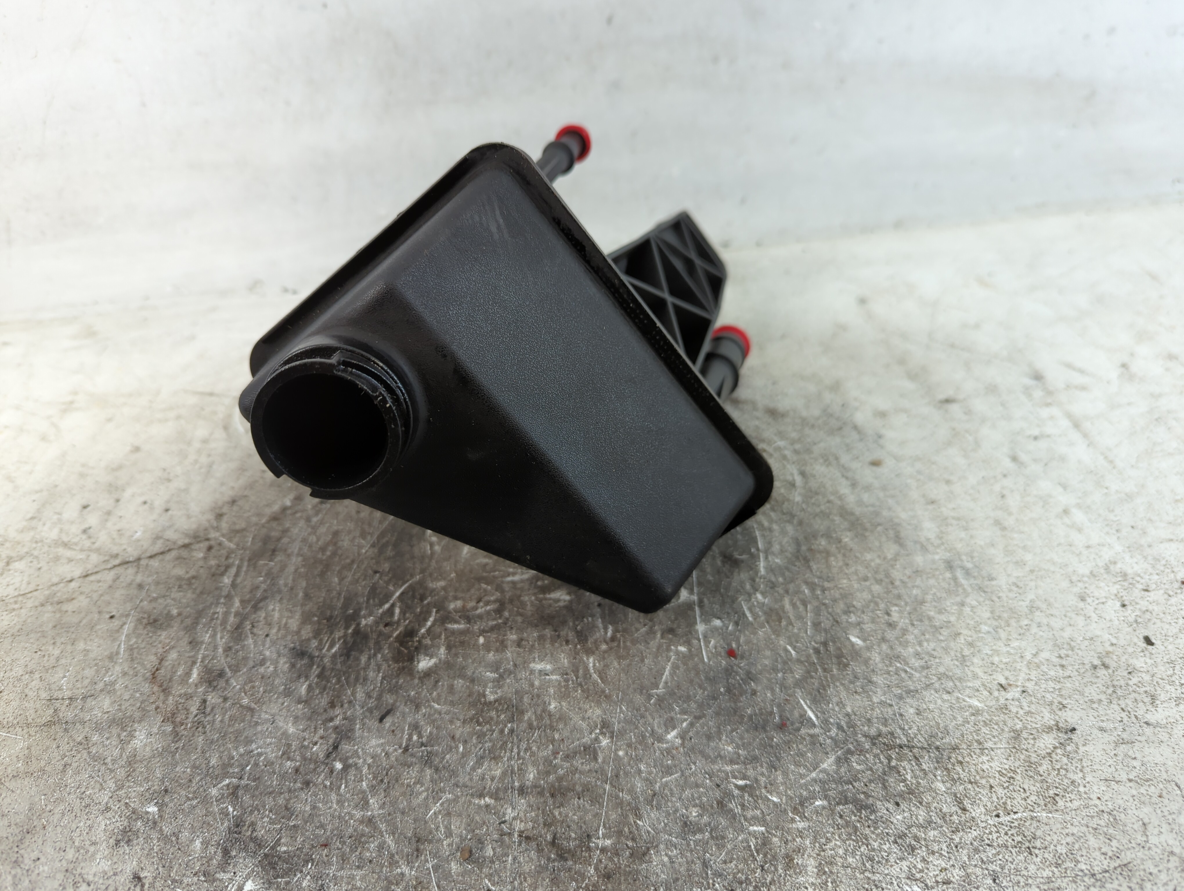 2009 Buick Enclave Power Steering Reservoir 791694 - Oemusedautoparts1.com