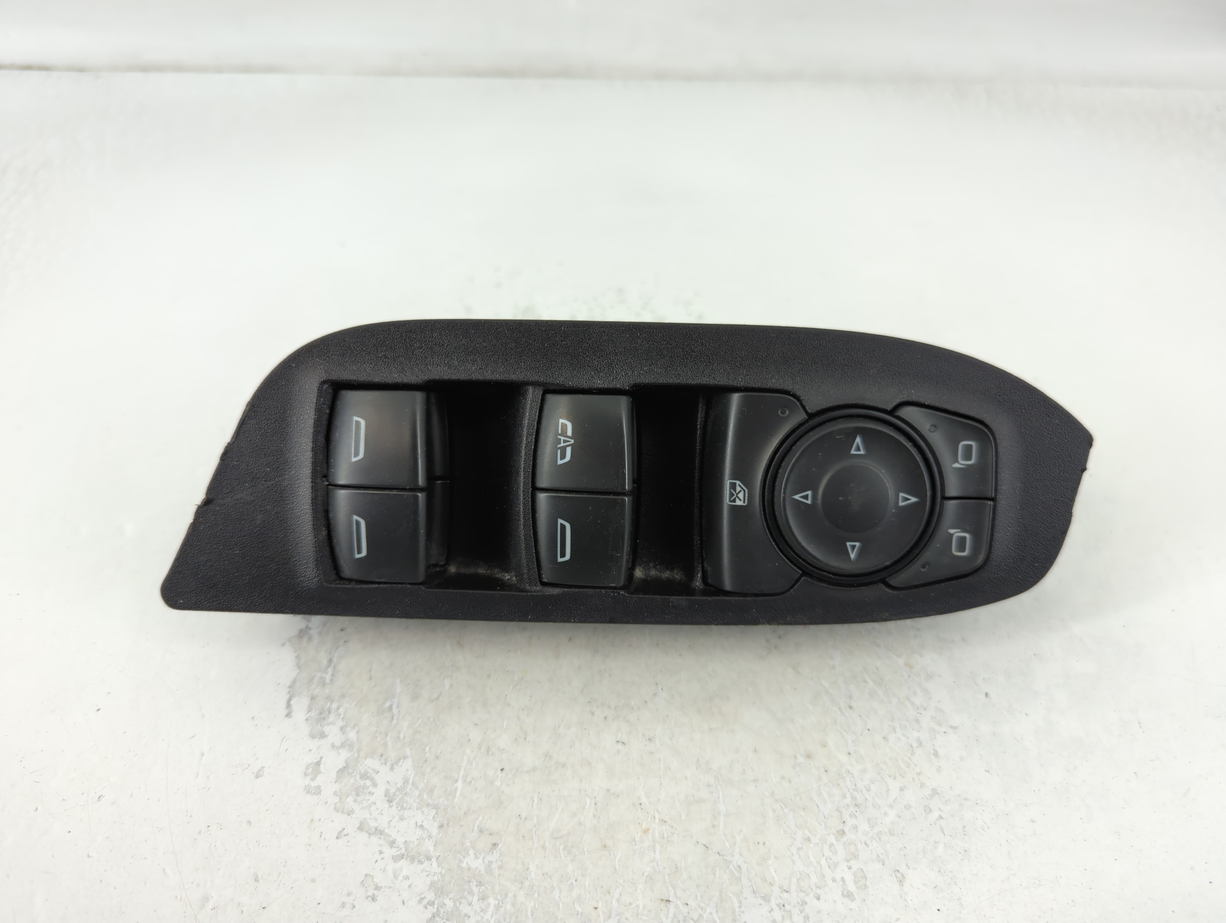 2018-2022 Chevrolet Equinox Driver Left Door Master Power Window Switch 791907 - Oemusedautoparts1.com