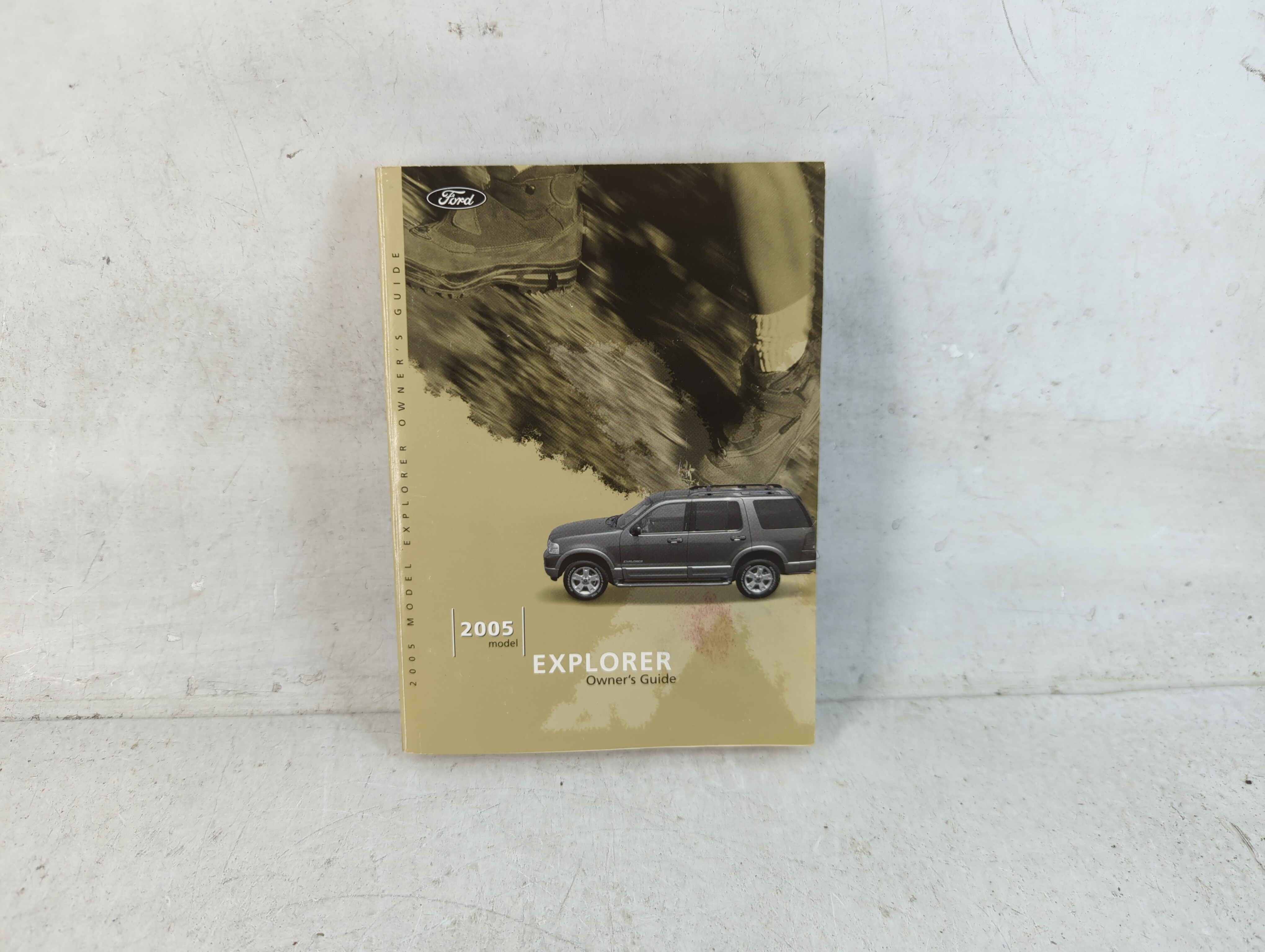 2005 Ford Explorer Owners Manual Book Guide 792041 - Oemusedautoparts1.com