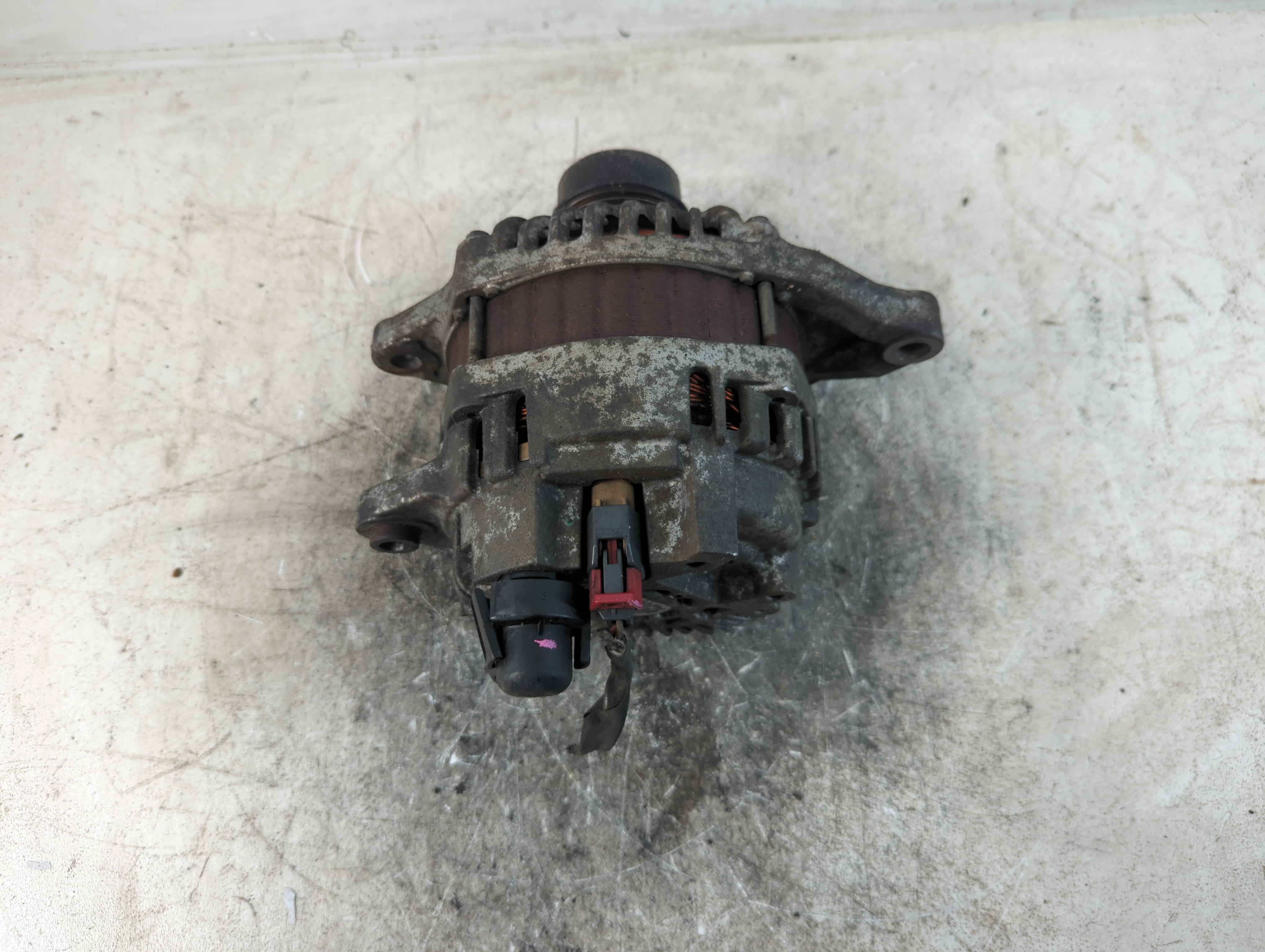 Picture of Nissan Pathfinder Alternator Generator Charging Assembly Engine Oem 792082