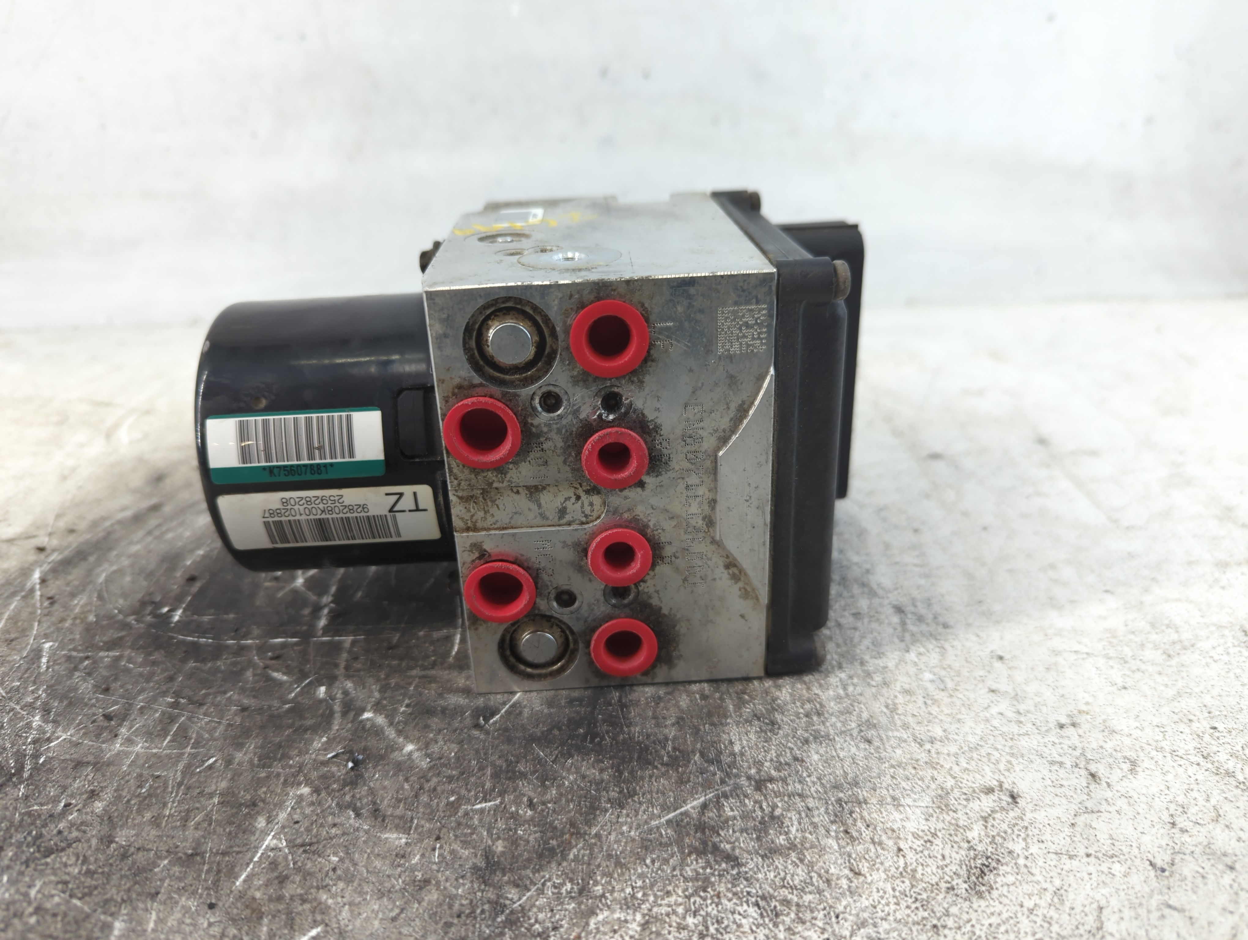 2007-2008 Saturn Aura Abs Pump Control Module 792088 - Oemusedautoparts1.com