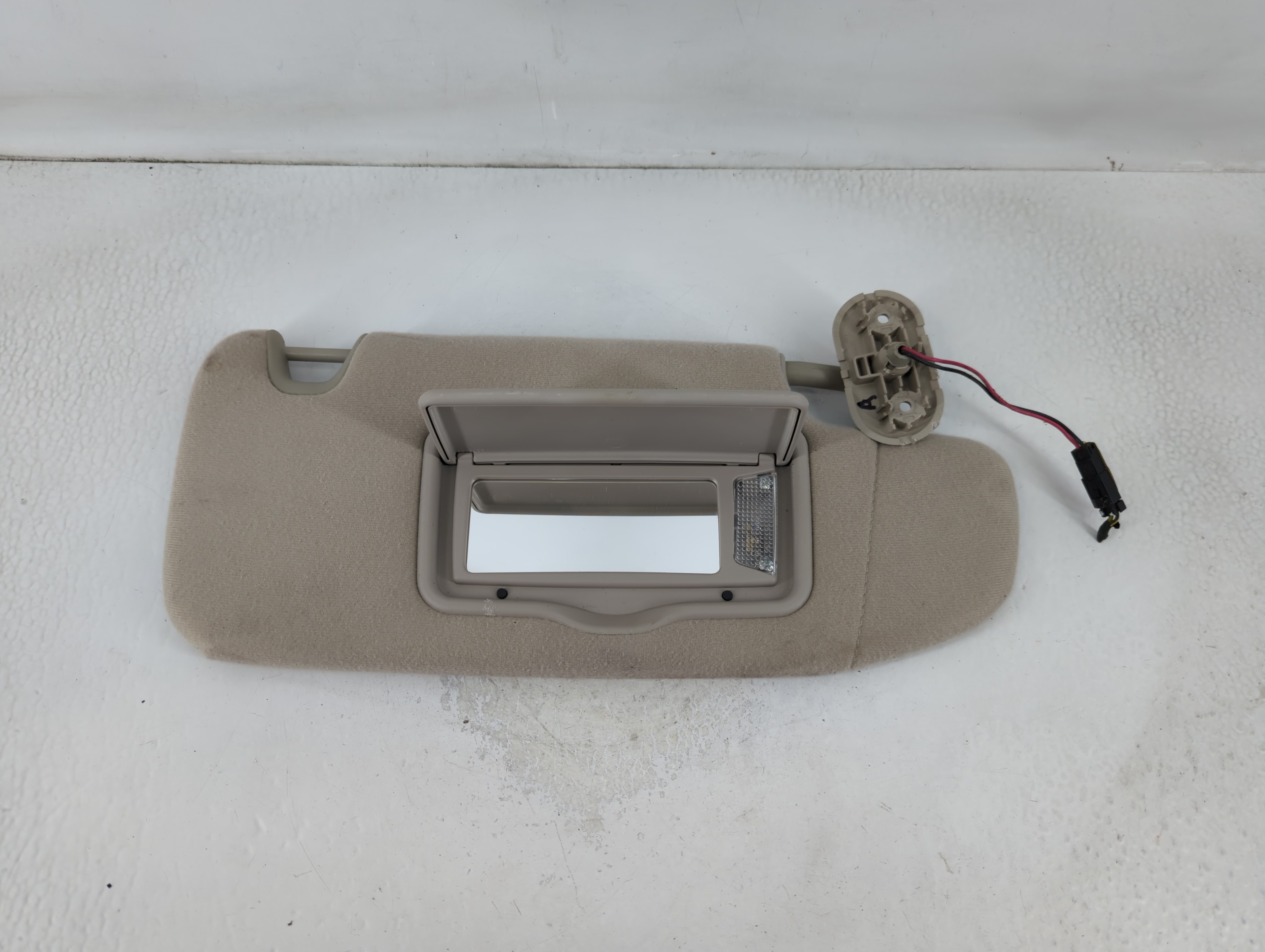 2006-2009 Mercury Milan Passenger Sun Visor Mirror Right Sunvisor Grey 792174 - Oemusedautoparts1.com