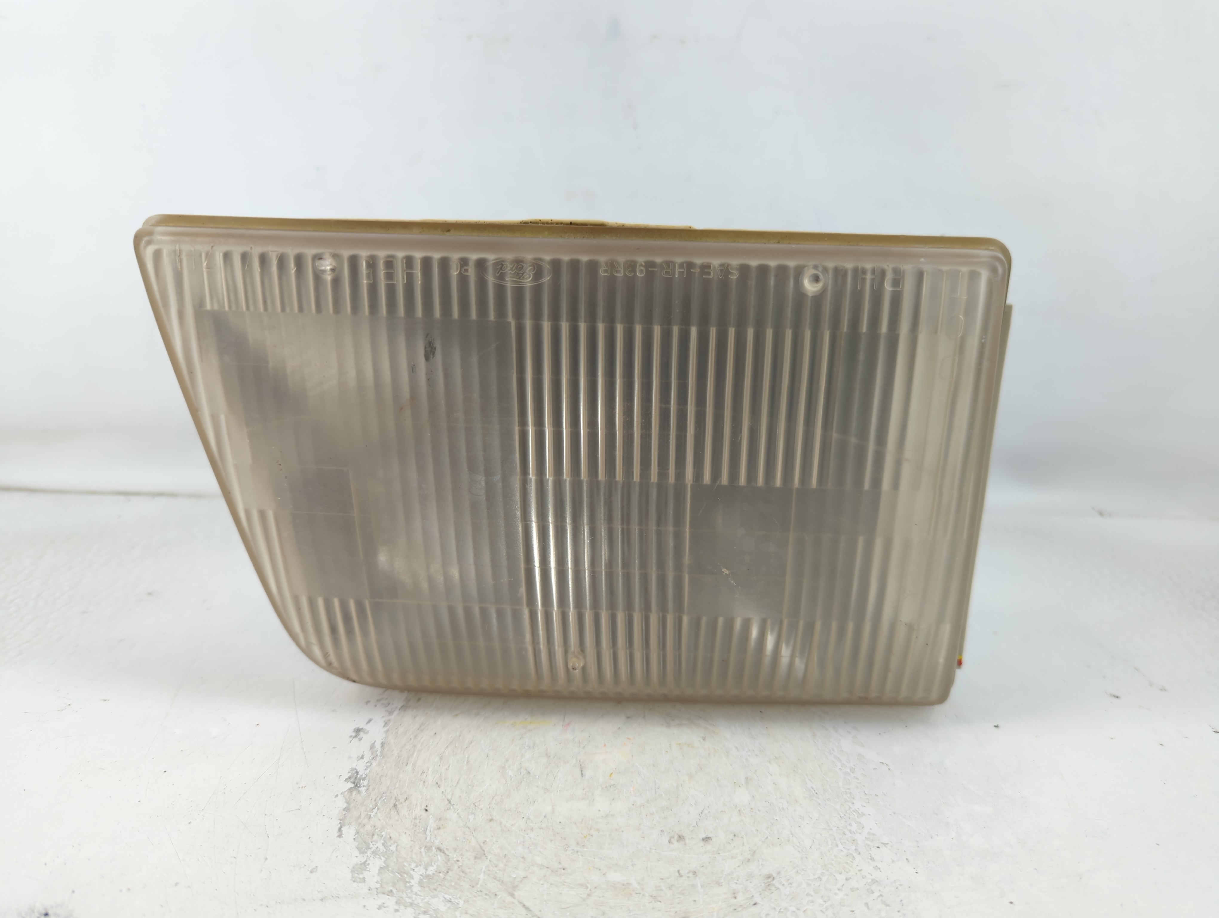 Picture of 1993-1997 Ford Ranger Passenger Right Oem Head Light Headlight Lamp 792222