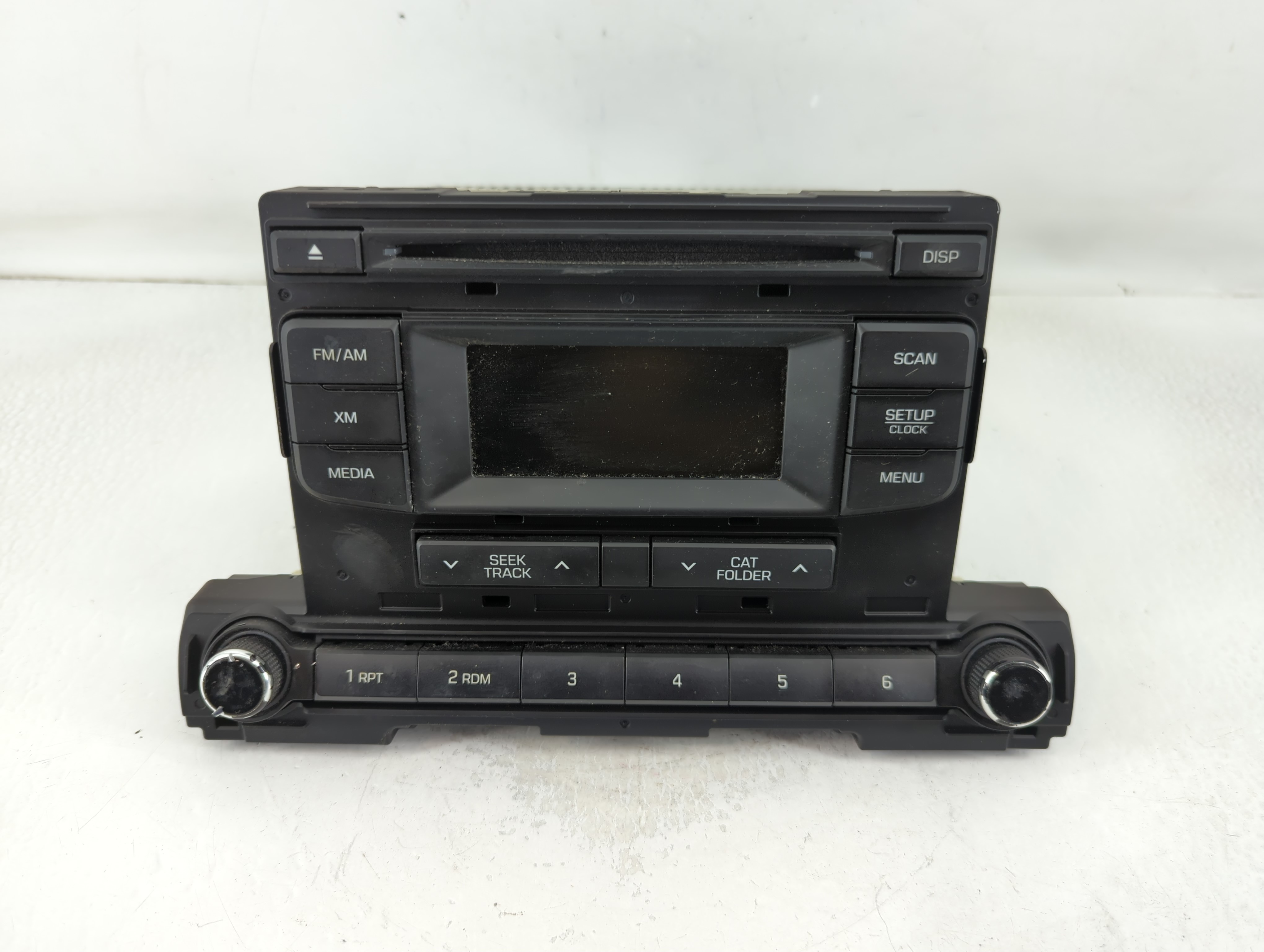 2017-2018 Hyundai Elantra Am Fm Cd Player Radio Receiver 792331 - Oemusedautoparts1.com