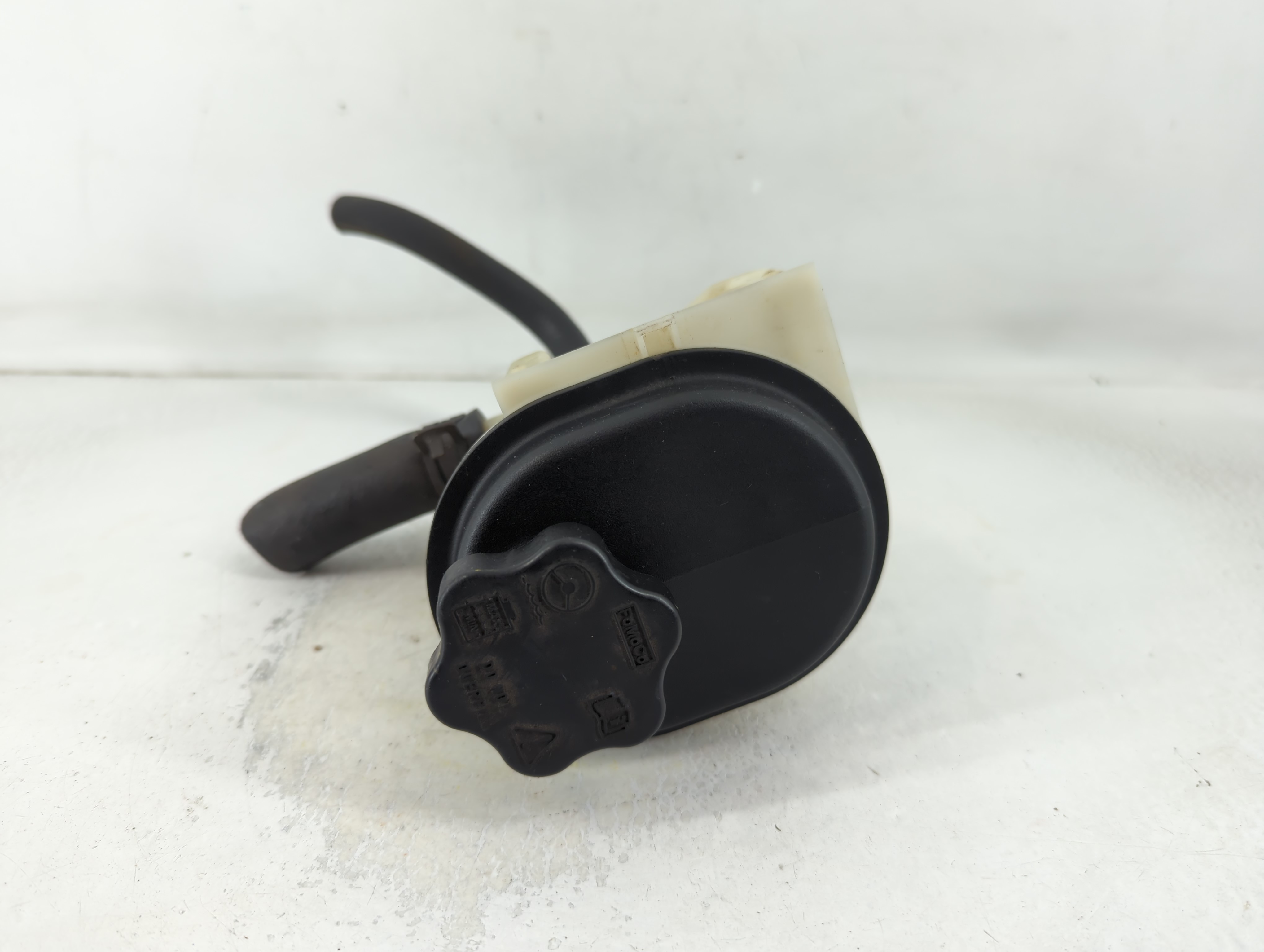 Picture of 2008 Mercury Sable Power Steering Reservoir 792358