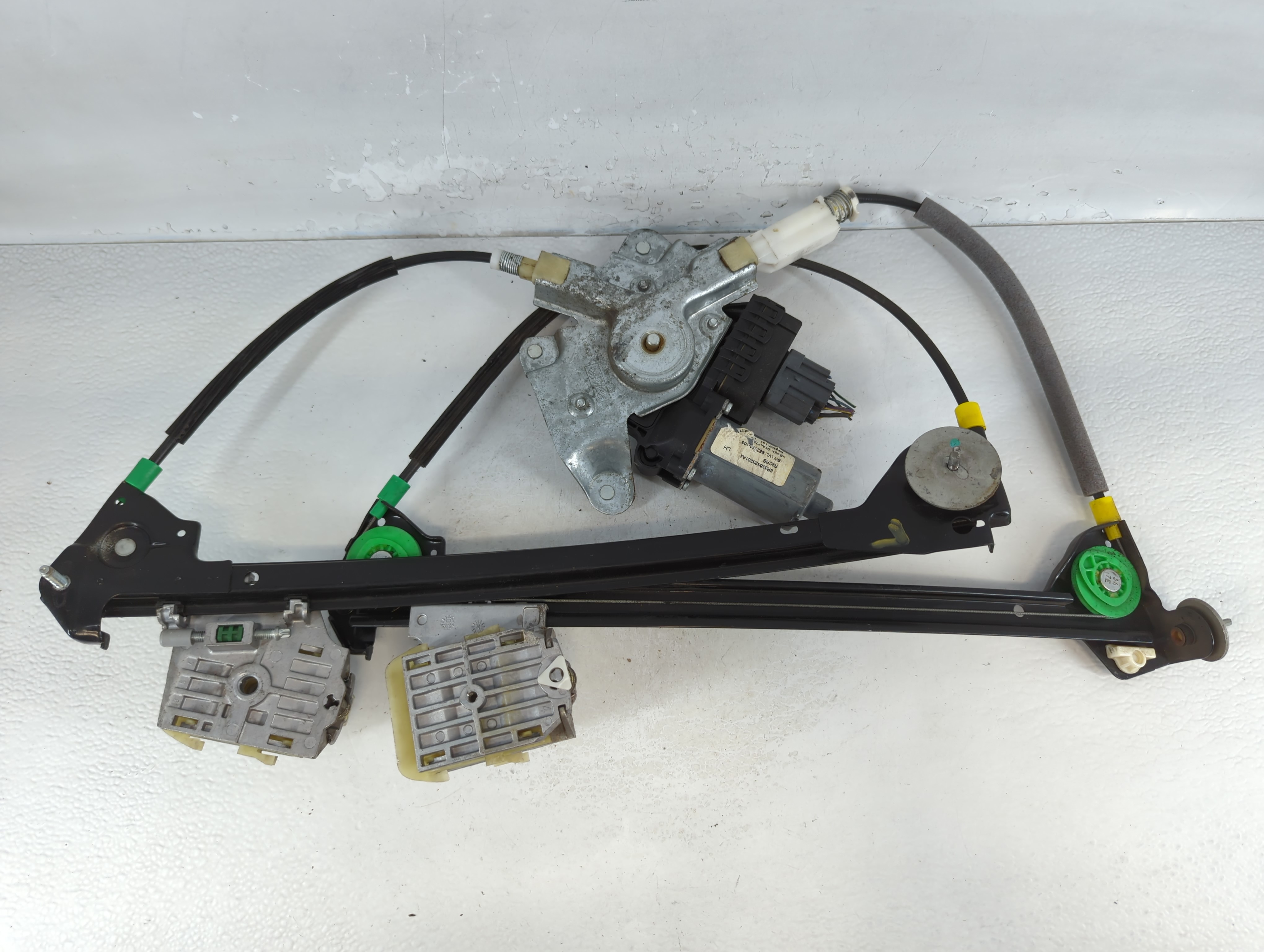 Picture of 2005-2009 Ford Mustang Driver Front Left Power Window Motor 792587