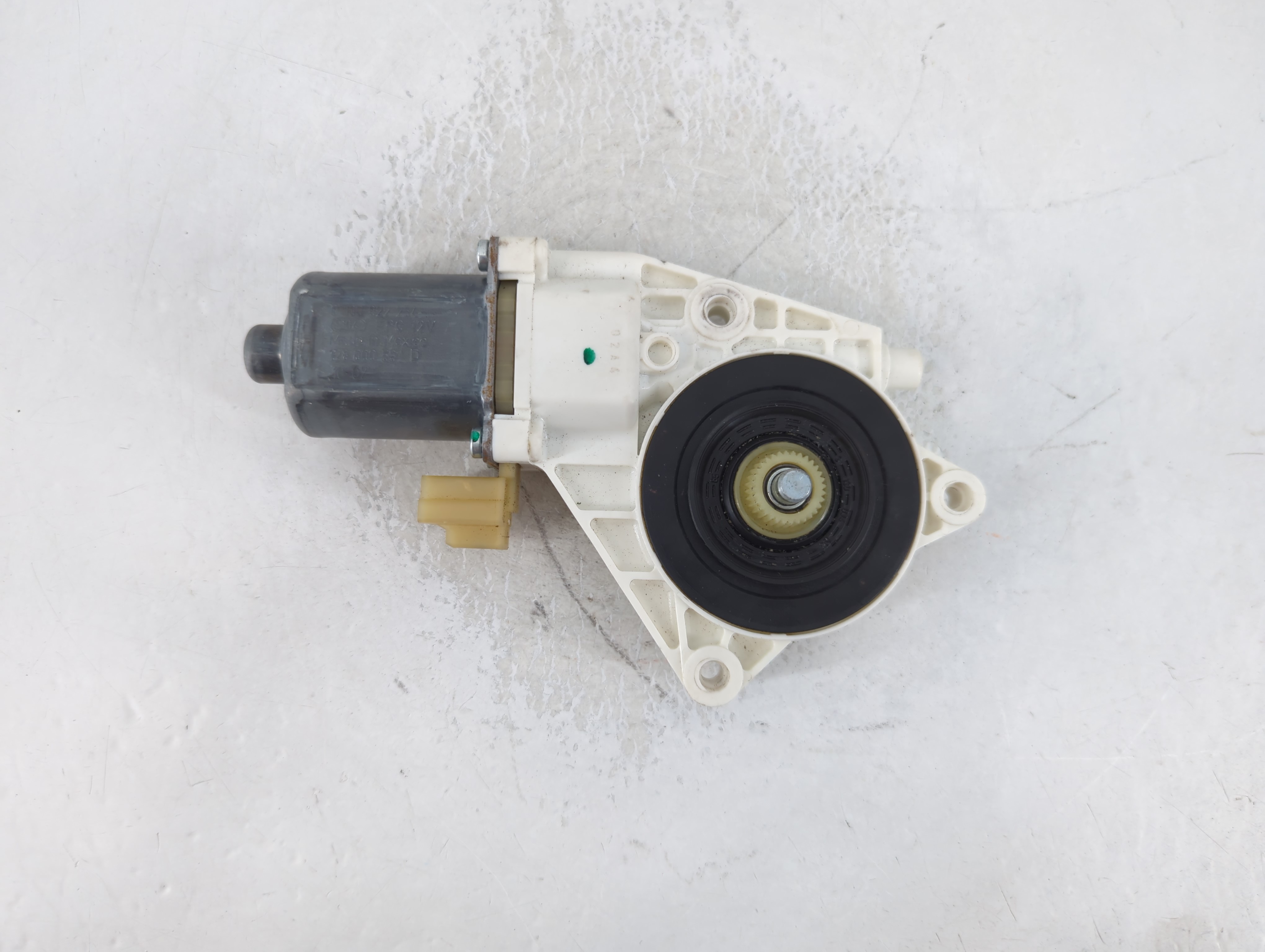 Picture of 2006-2012 Ford Fusion Passenger Front Right Power Window Motor 793023