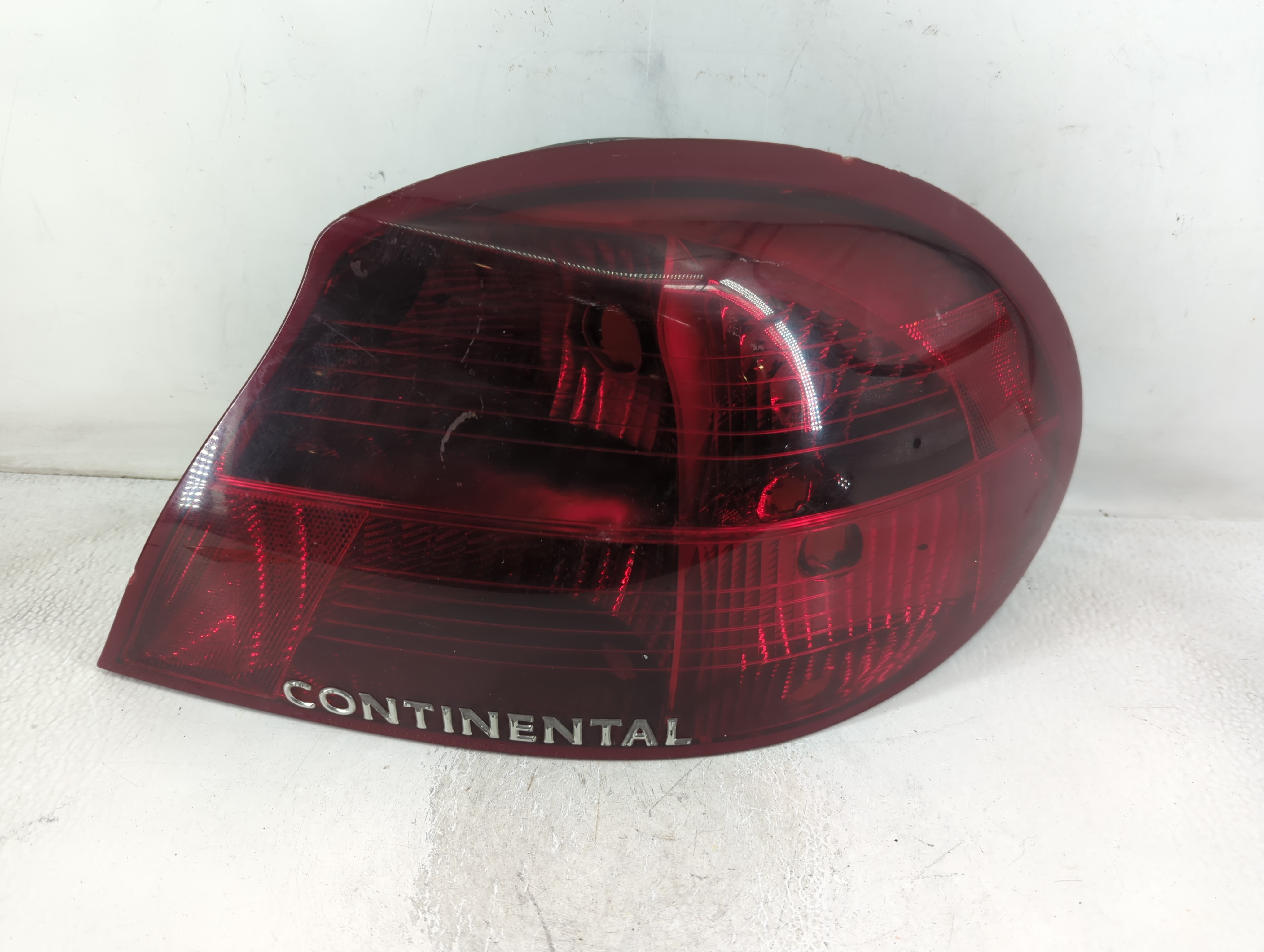 Picture of 2002 Lincoln Continental Passenger Right Side Tail Light Taillight Oem 793141