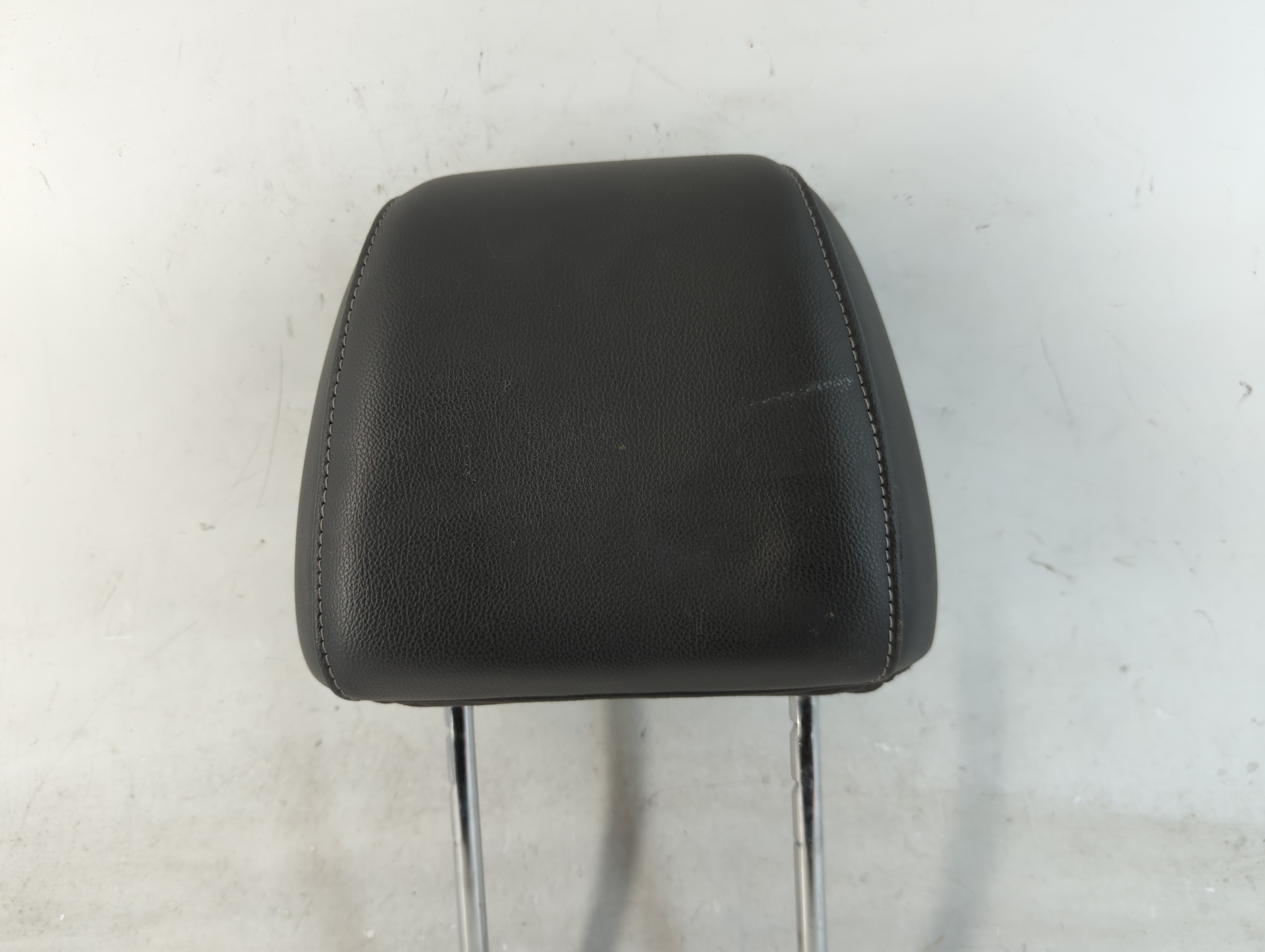 2013-2015 Ford Escape Headrest Head Rest Front Driver Passenger Seat 793222 - Oemusedautoparts1.com