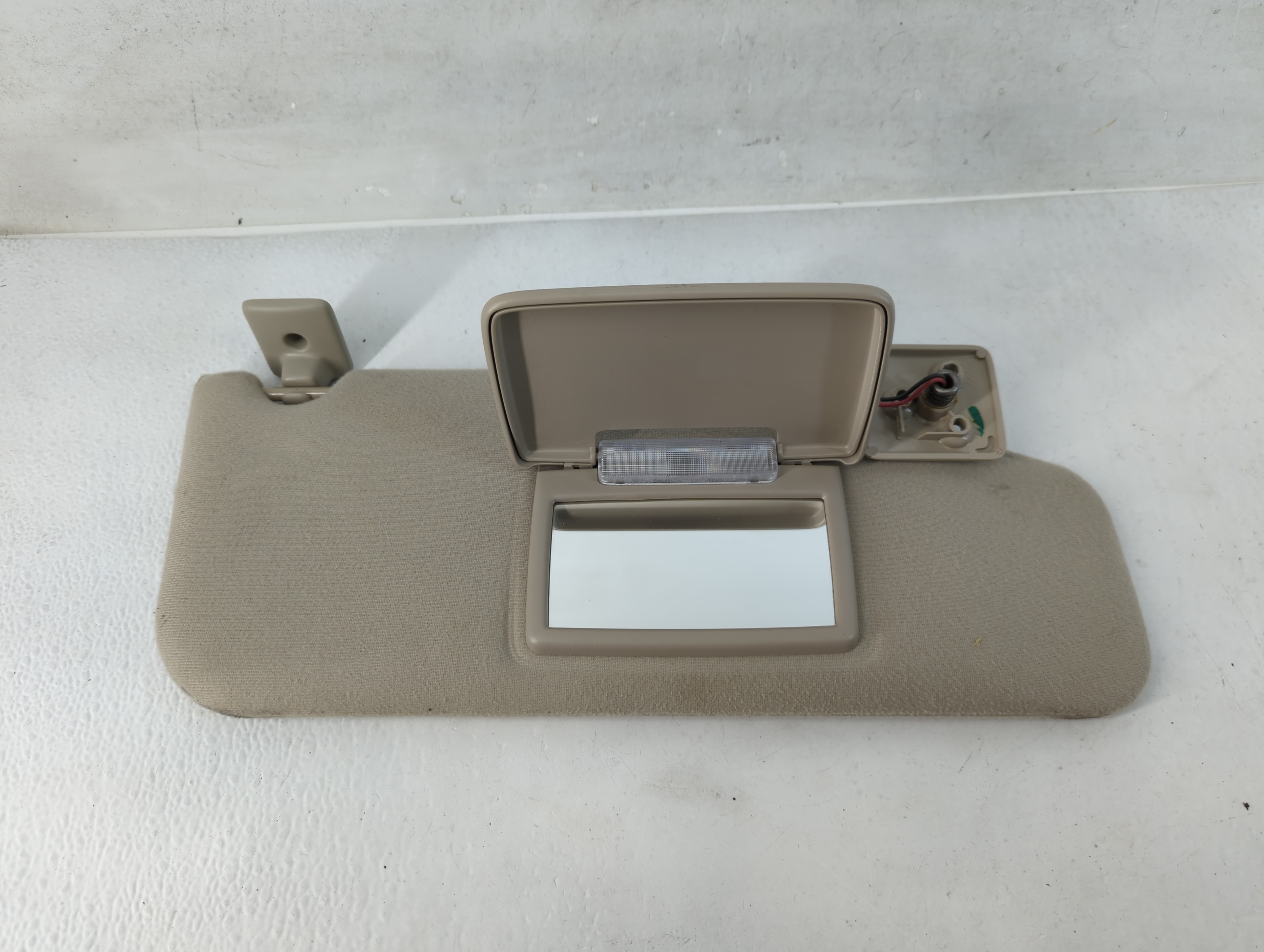 Picture of 2007-2010 Ford Edge Passenger Sun Visor Mirror Right Sunvisor 793640