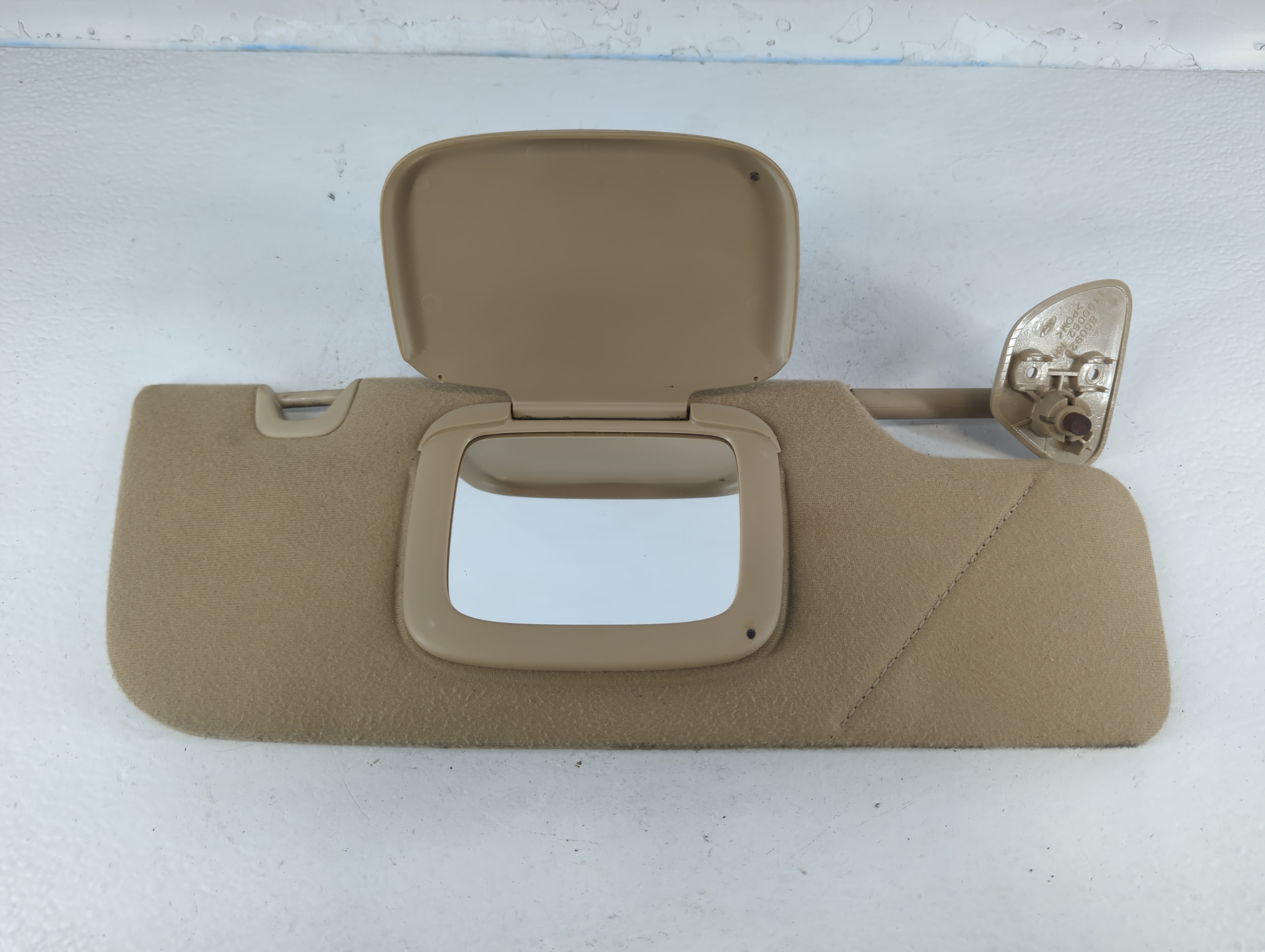 Picture of 2005-2011 Ford Mustang Passenger Sun Visor Mirror Right Sunvisor 793704