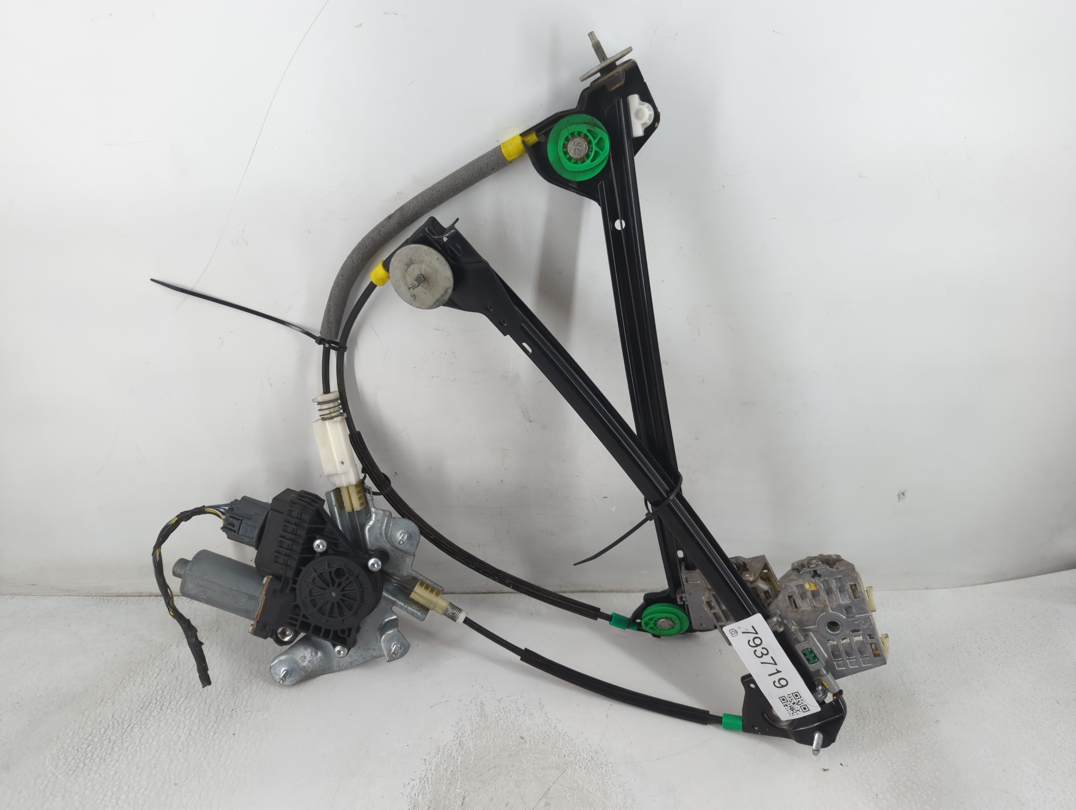 Picture of 2005-2009 Ford Mustang Driver Left Front Window Regulator 793719