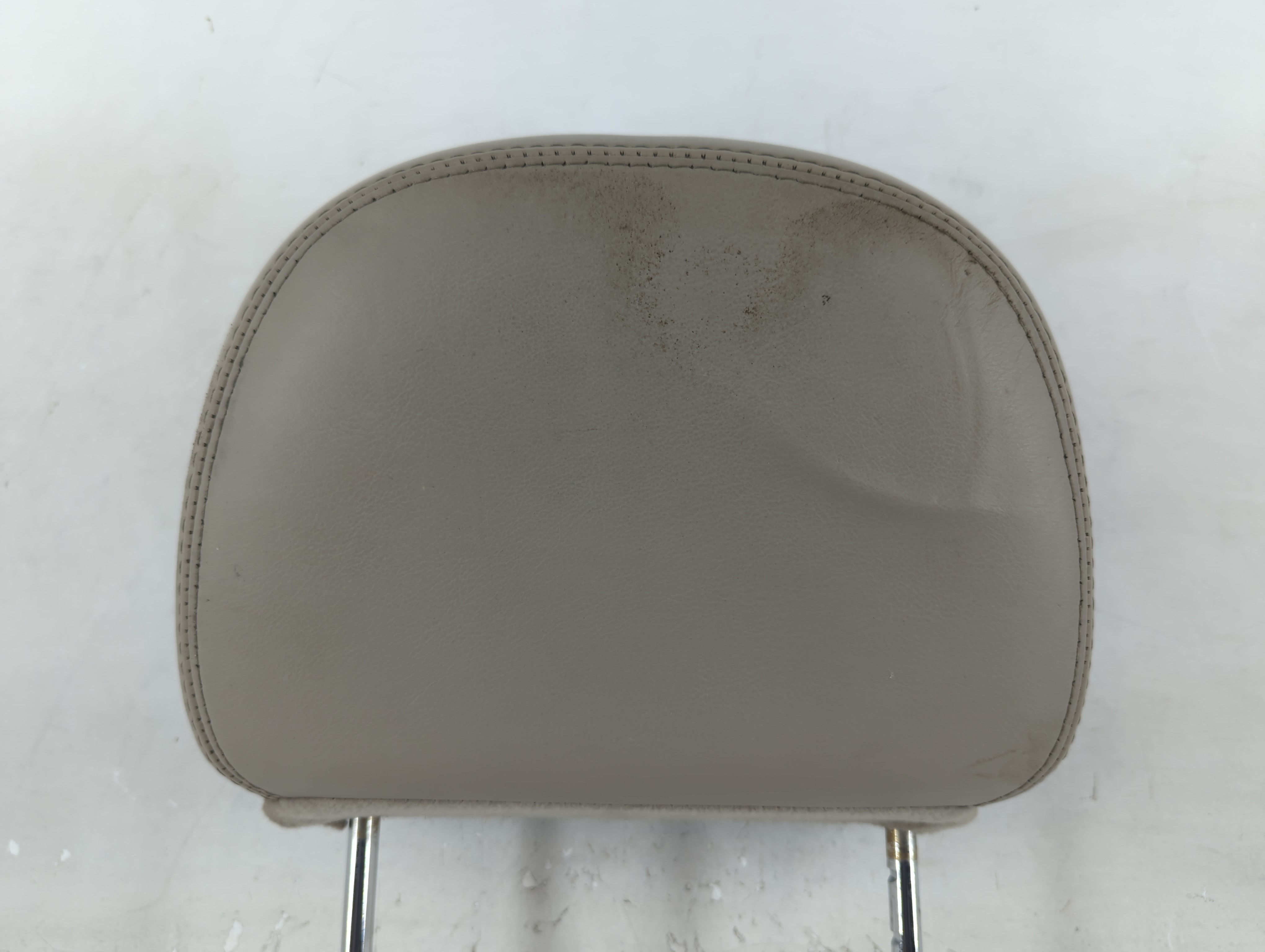 2003-2003 Lincoln Town Car Headrest Head Rest Front Driver Passenger Seat 793911 - Oemusedautoparts1.com