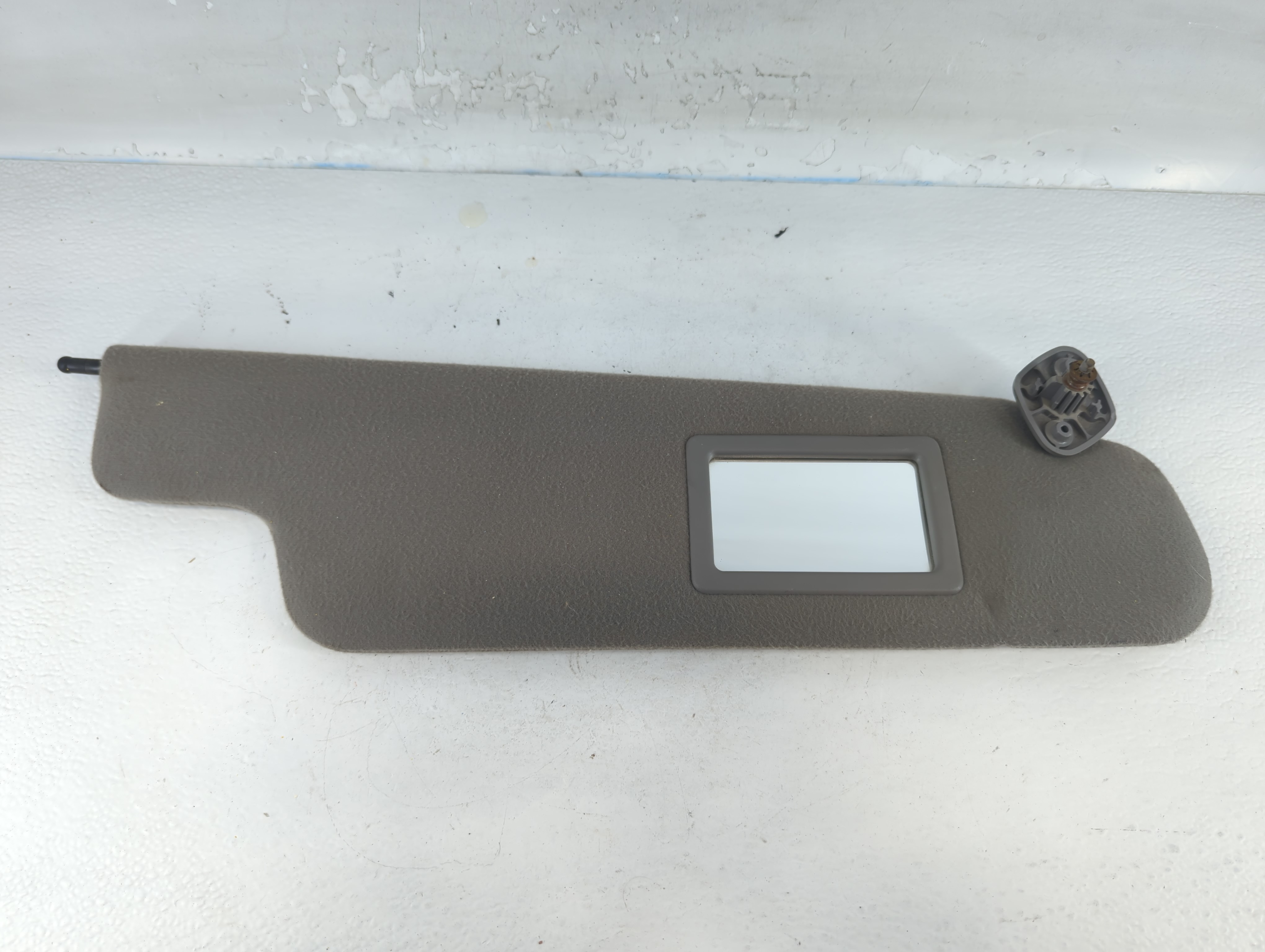 Picture of 1999 Ford F-150 Passenger Sun Visor Mirror Right Sunvisor Dark Grey 794302
