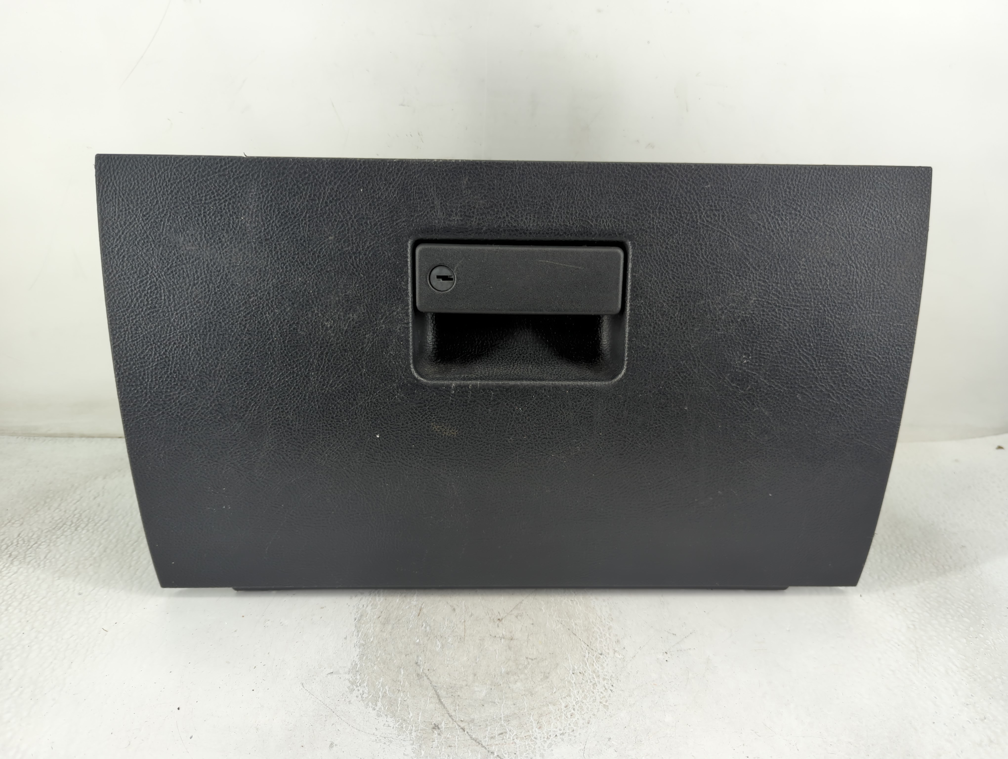 2003 Lincoln Navigator Passenger Glove Box Door Storage Compartment 794561 - Oemusedautoparts1.com