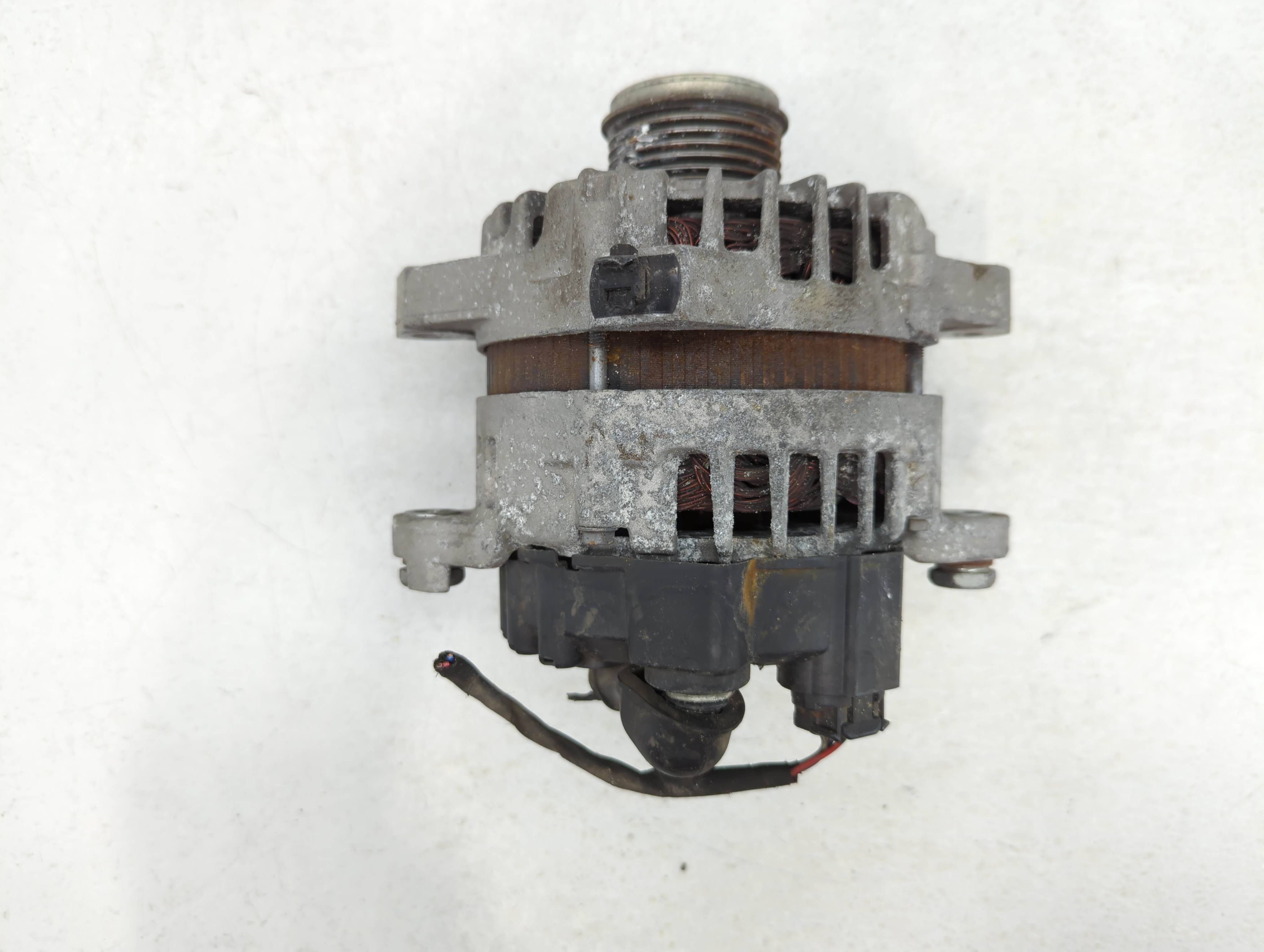 2014 Hyundai Sonata Alternator Generator Charging Assembly Engine Oem 794677 - Oemusedautoparts1.com