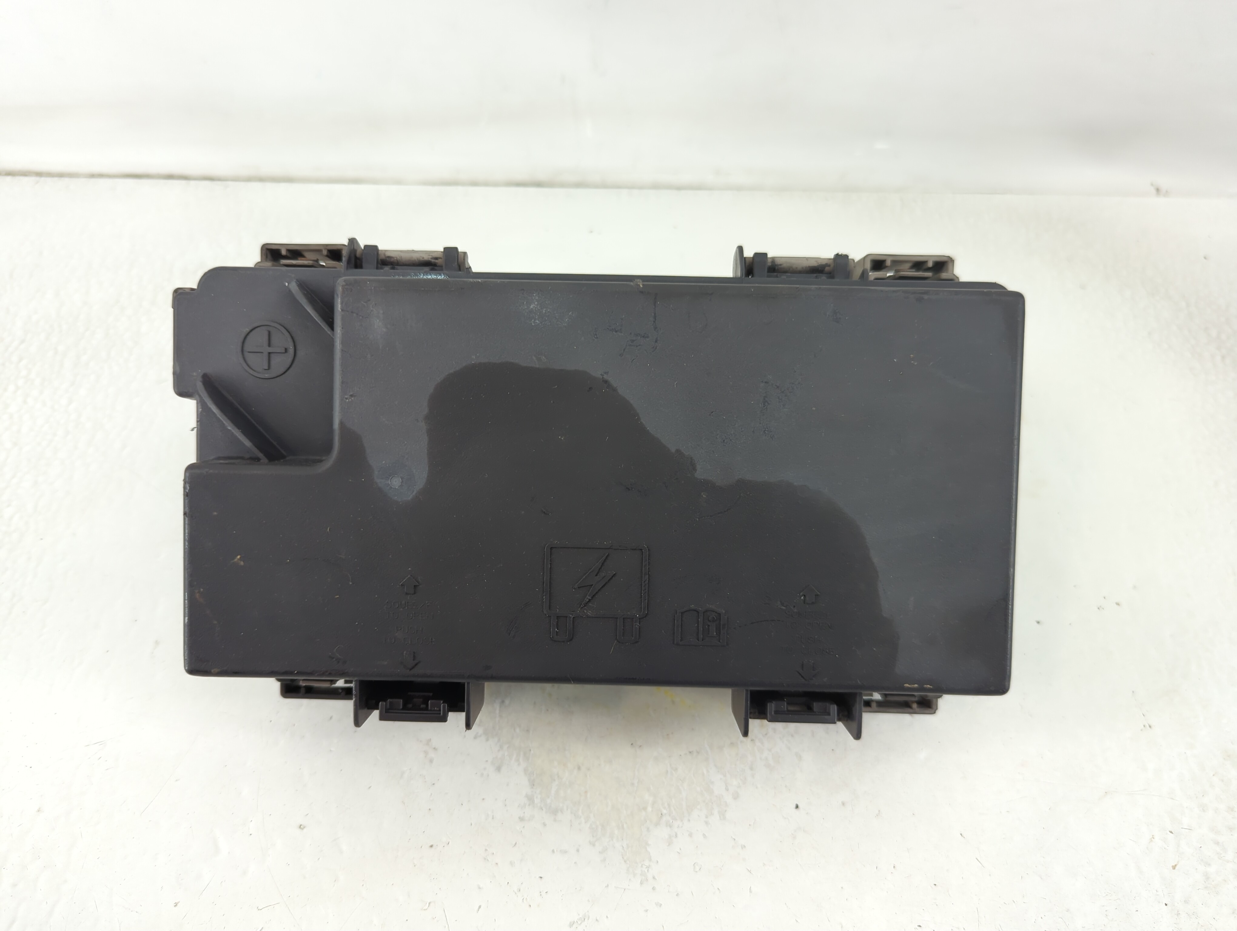 2008-2008 Dodge Grand Caravan Fusebox Fuse Box Relay Module Tipm 794740 - Oemusedautoparts1.com