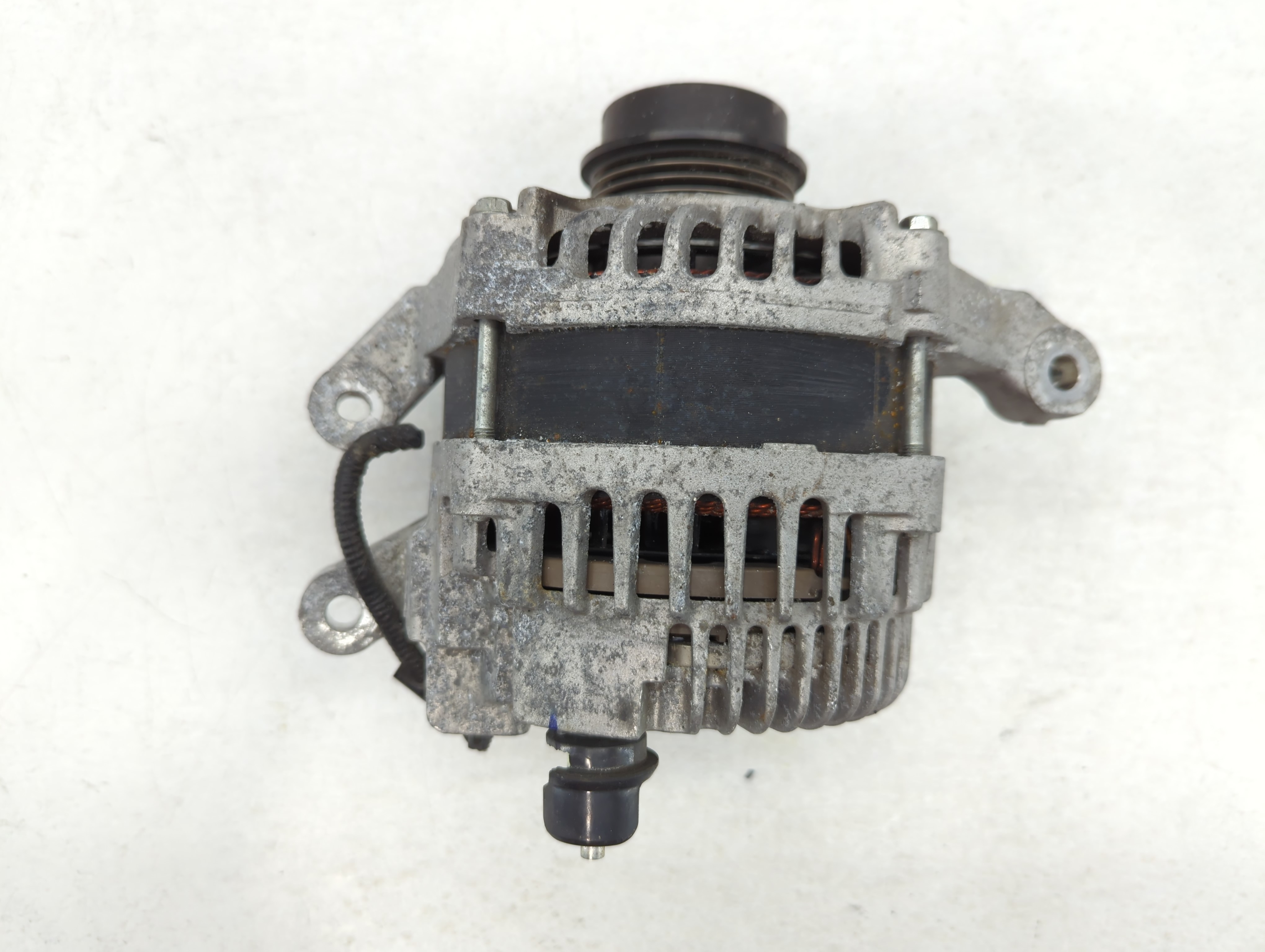 Picture of 2013-2019 Ford Escape Alternator Generator Charging Assembly Engine Oem 794754
