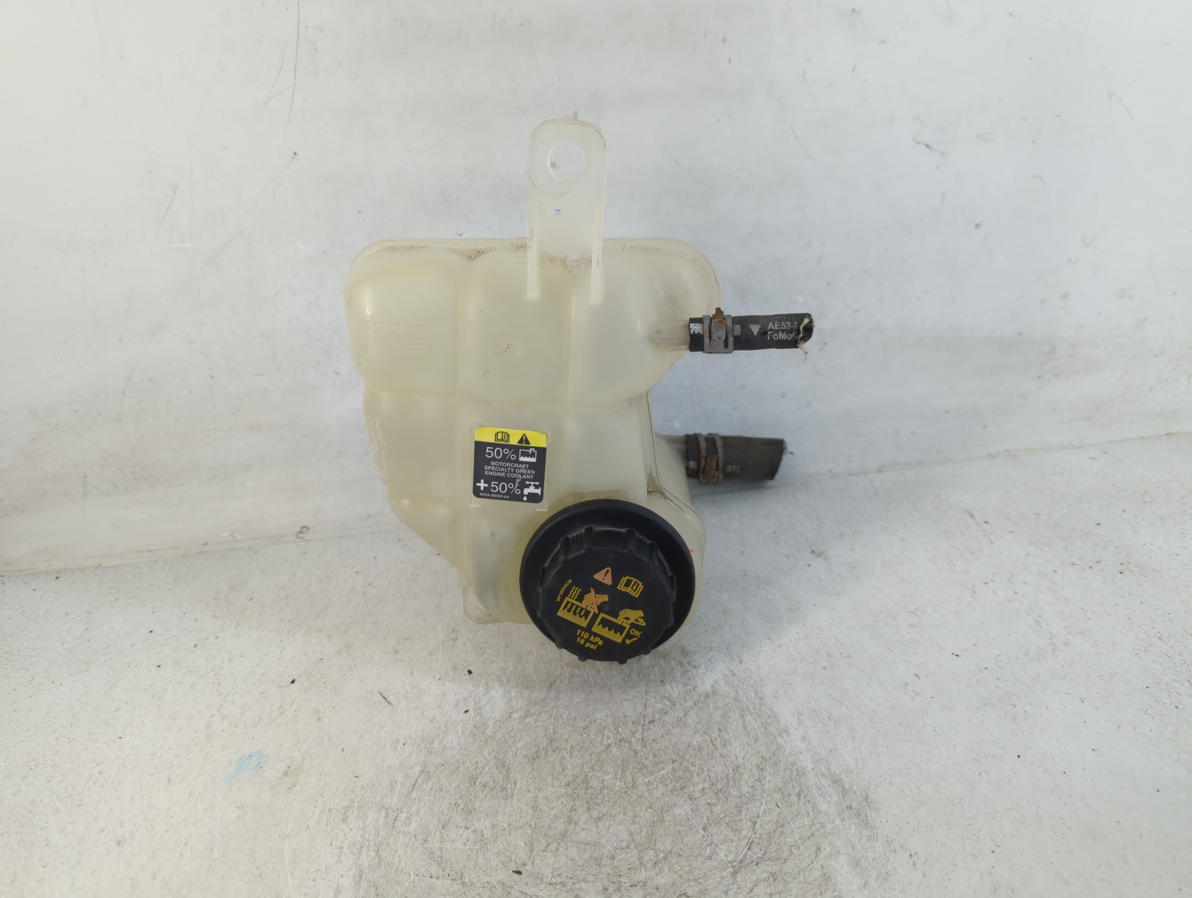 2010-2012 Ford Fusion Radiator Coolant Overflow Expansion Tank Bottle 794824 - Oemusedautoparts1.com