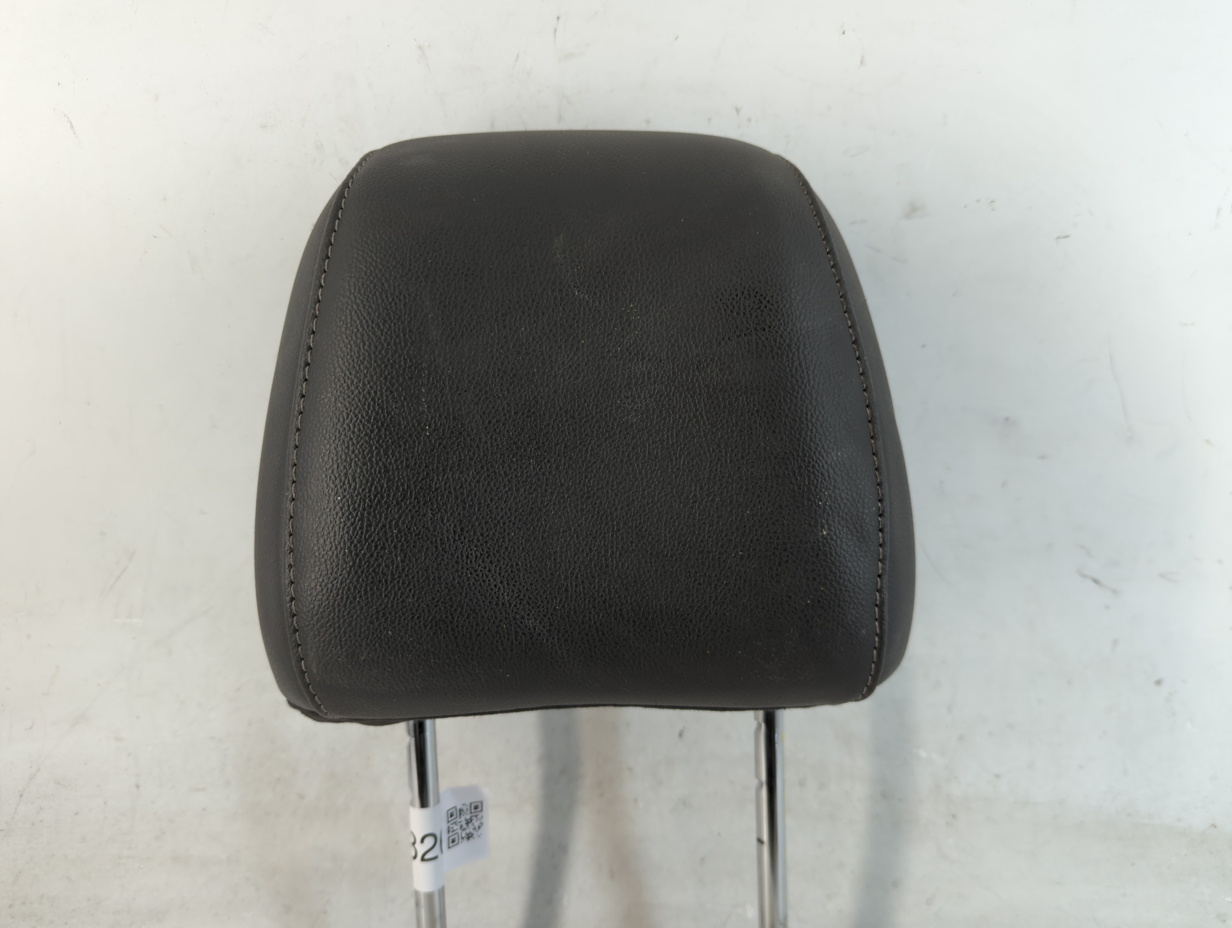 2013 Ford C-max Headrest Head Rest Rear Seat Black 794826 - Oemusedautoparts1.com