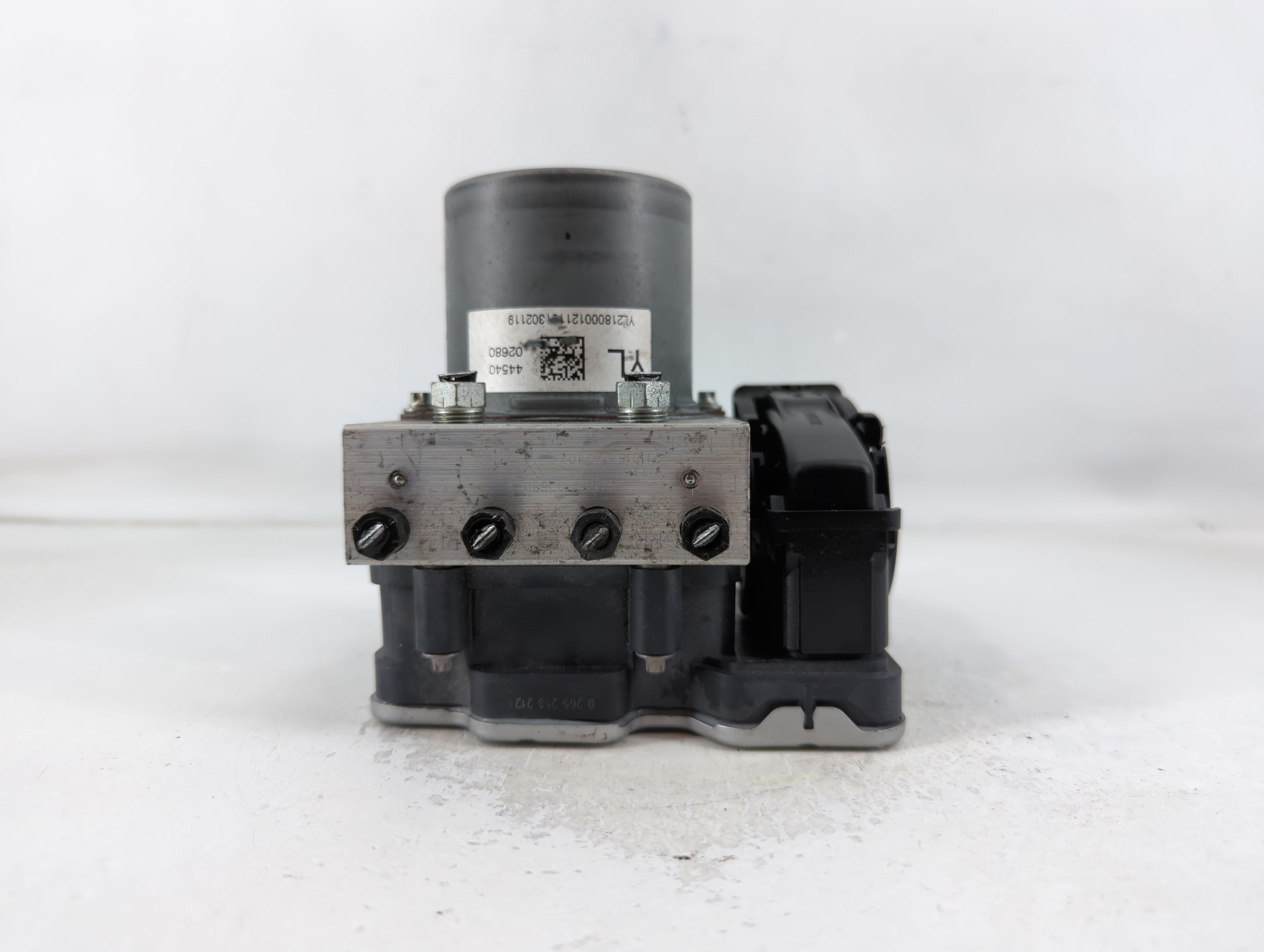 Picture of 2020-2022 Toyota Corolla Abs Pump Control Module 794839