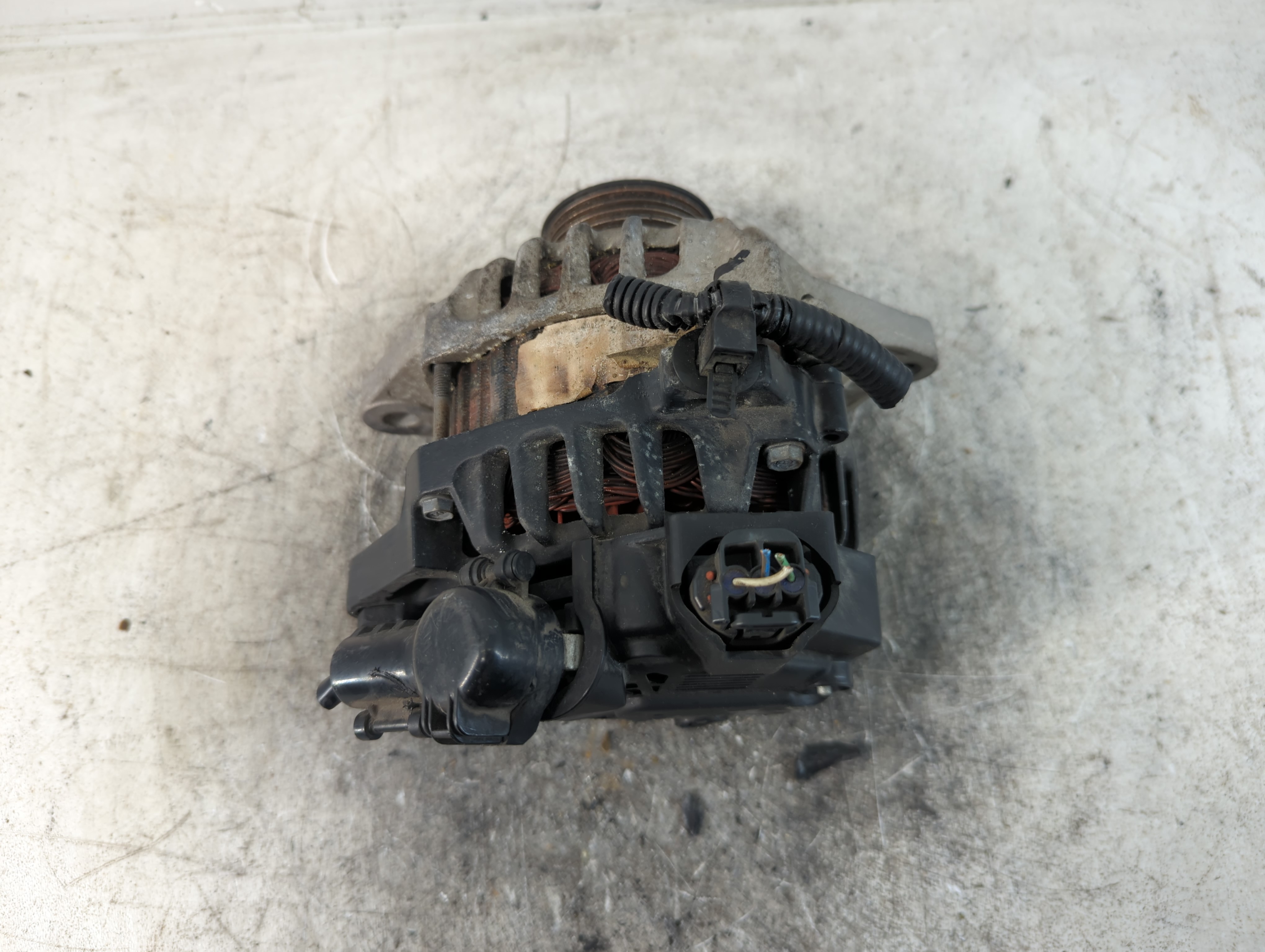 2012 Hyundai Veloster Alternator Generator Charging Assembly Engine Oem 794860 - Oemusedautoparts1.com