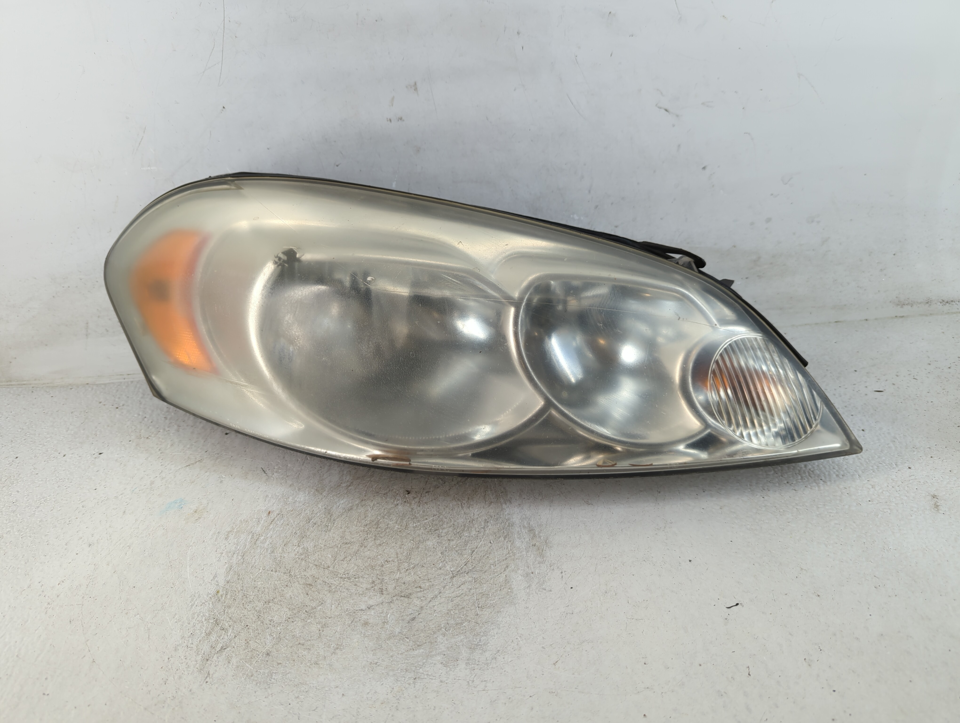 Picture of 2006-2016 Chevrolet Impala Passenger Right Oem Head Light Headlight Lamp 794864
