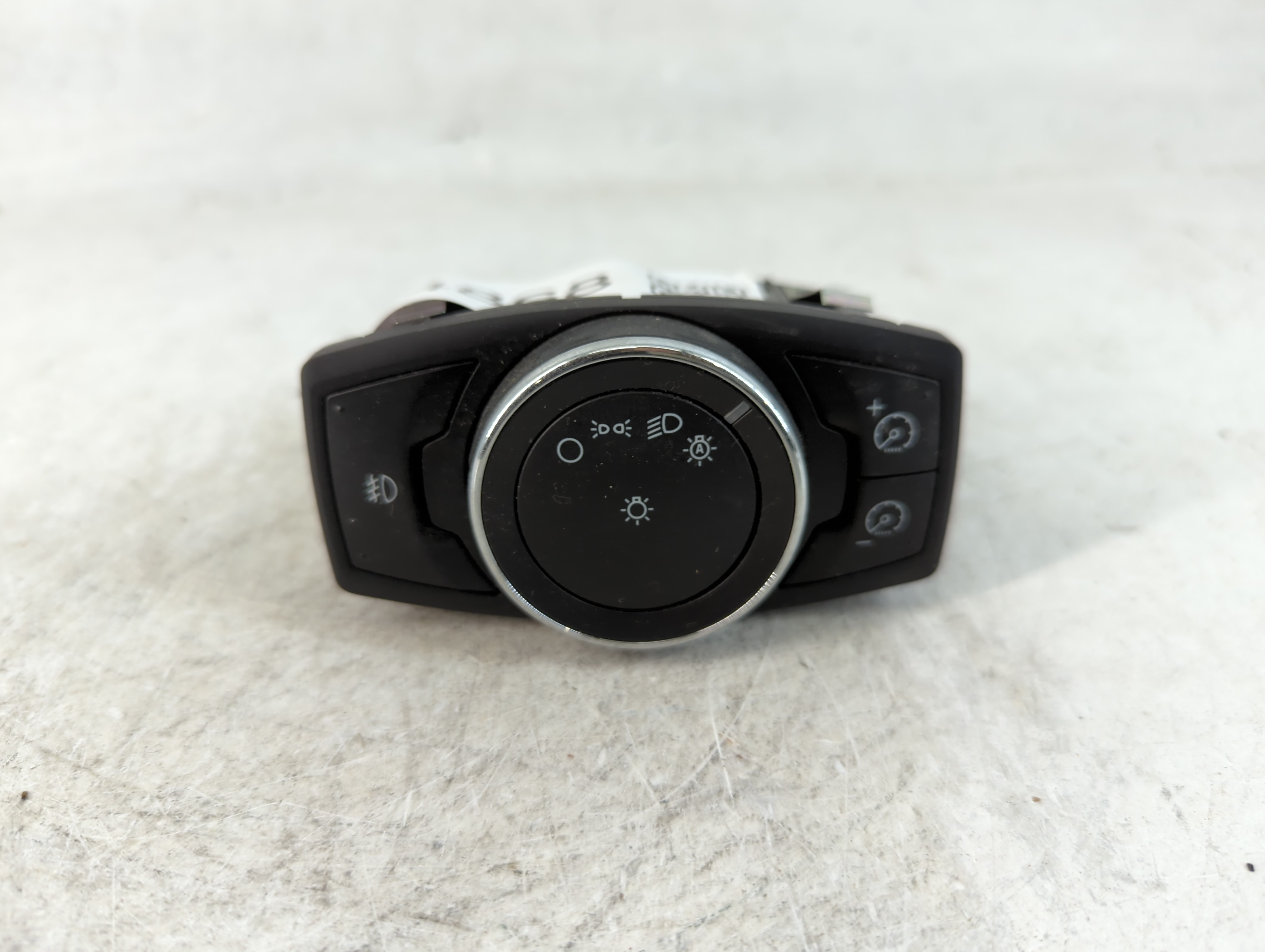 Picture of 2013 Ford C-max Headlight Lamp Control Switch 794868