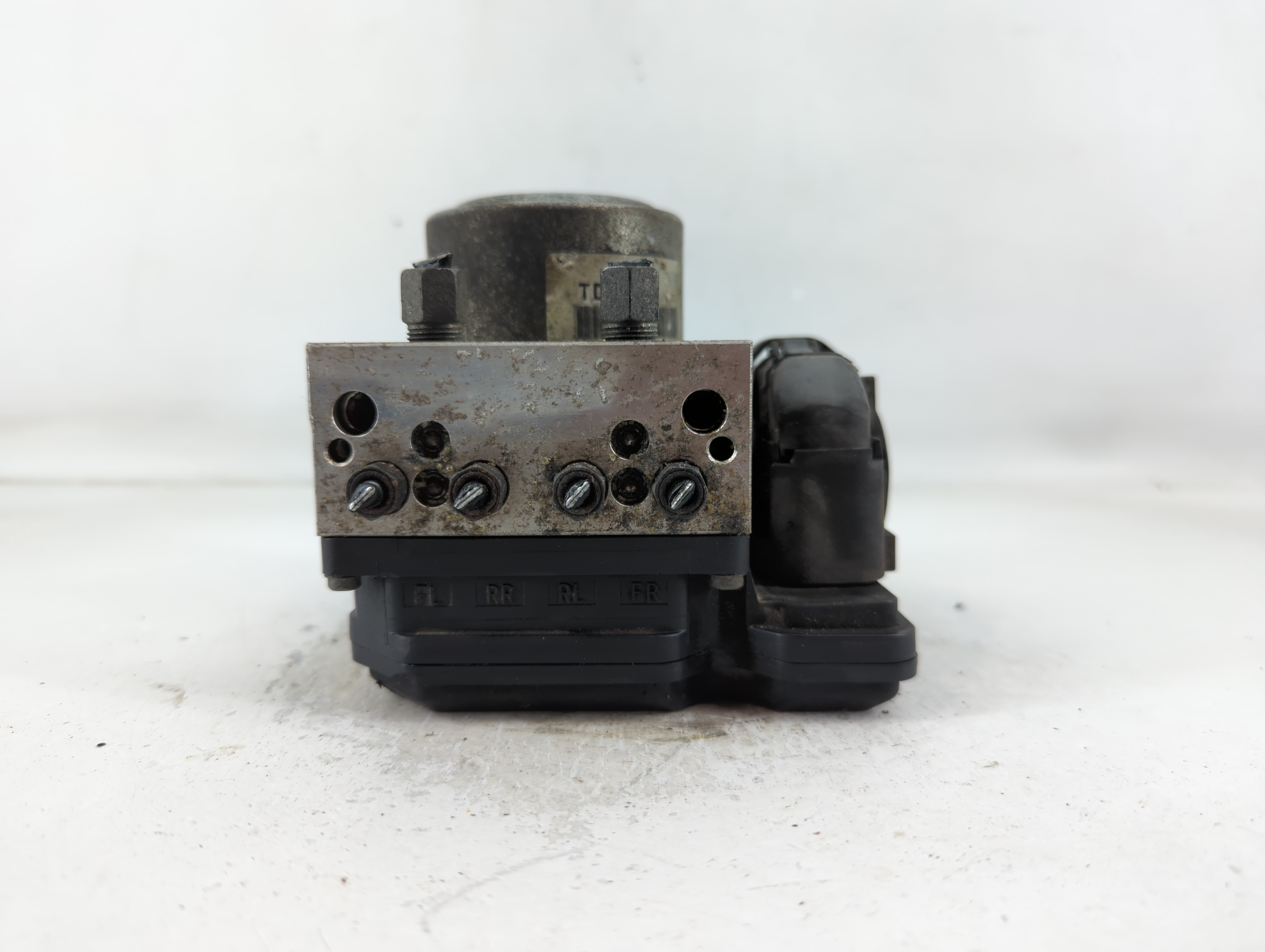 Picture of 2012-2015 Nissan Rogue Abs Pump Control Module 794907