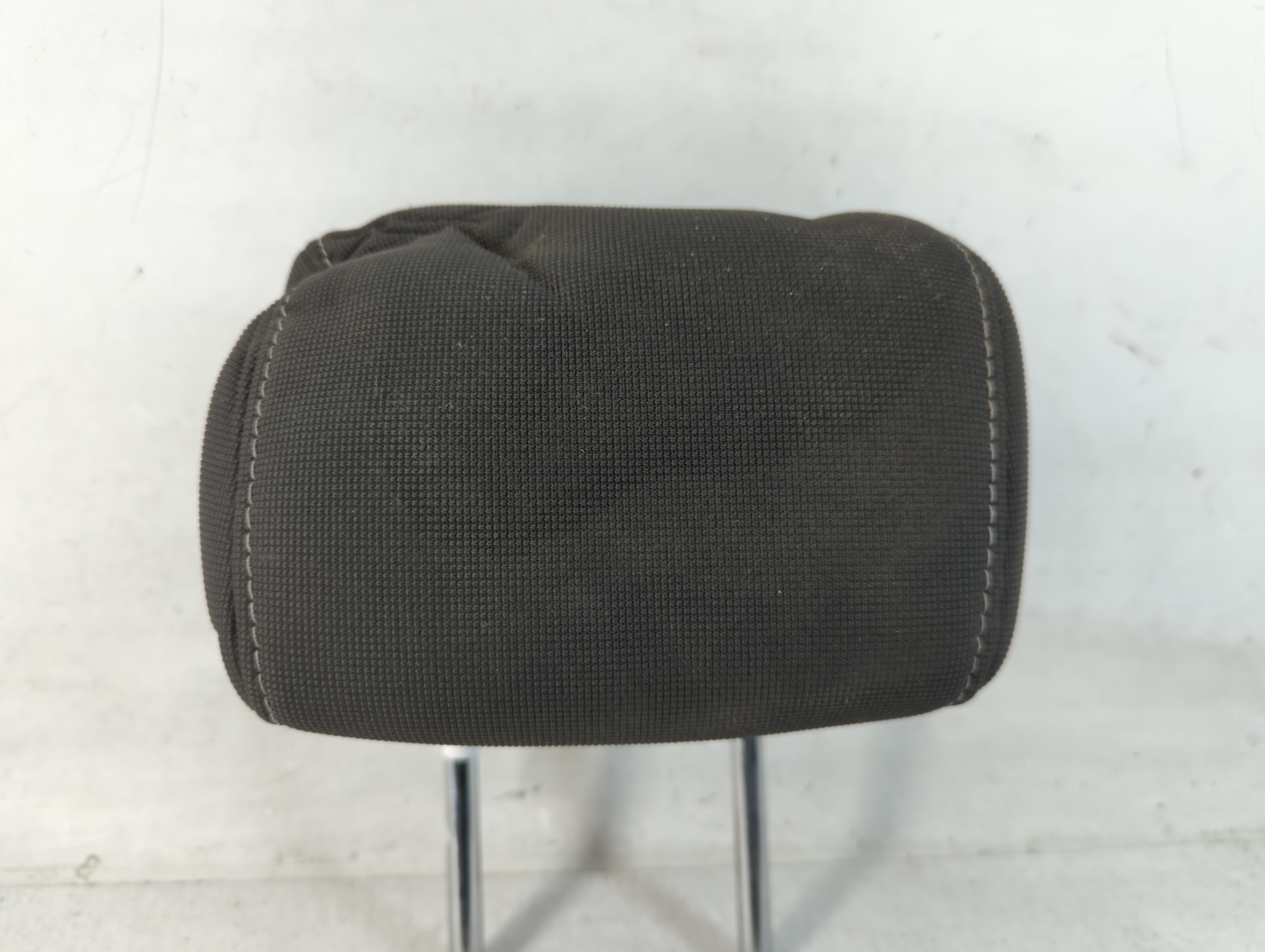 2013-2014 Ford Focus Headrest Head Rest Rear Seat Black 794925 - Oemusedautoparts1.com