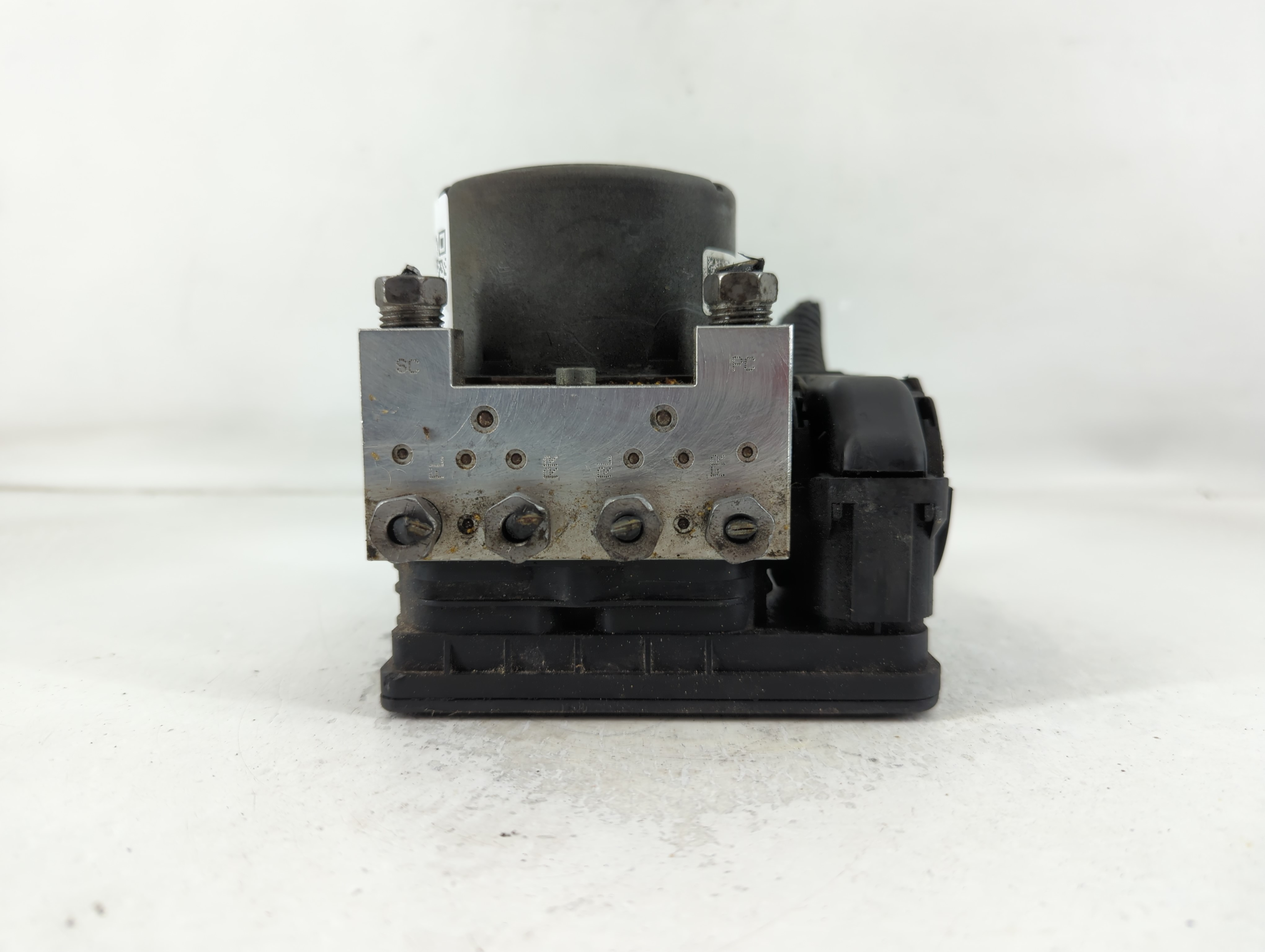 2013-2013 Cadillac Ats Abs Pump Control Module 794968 - Oemusedautoparts1.com