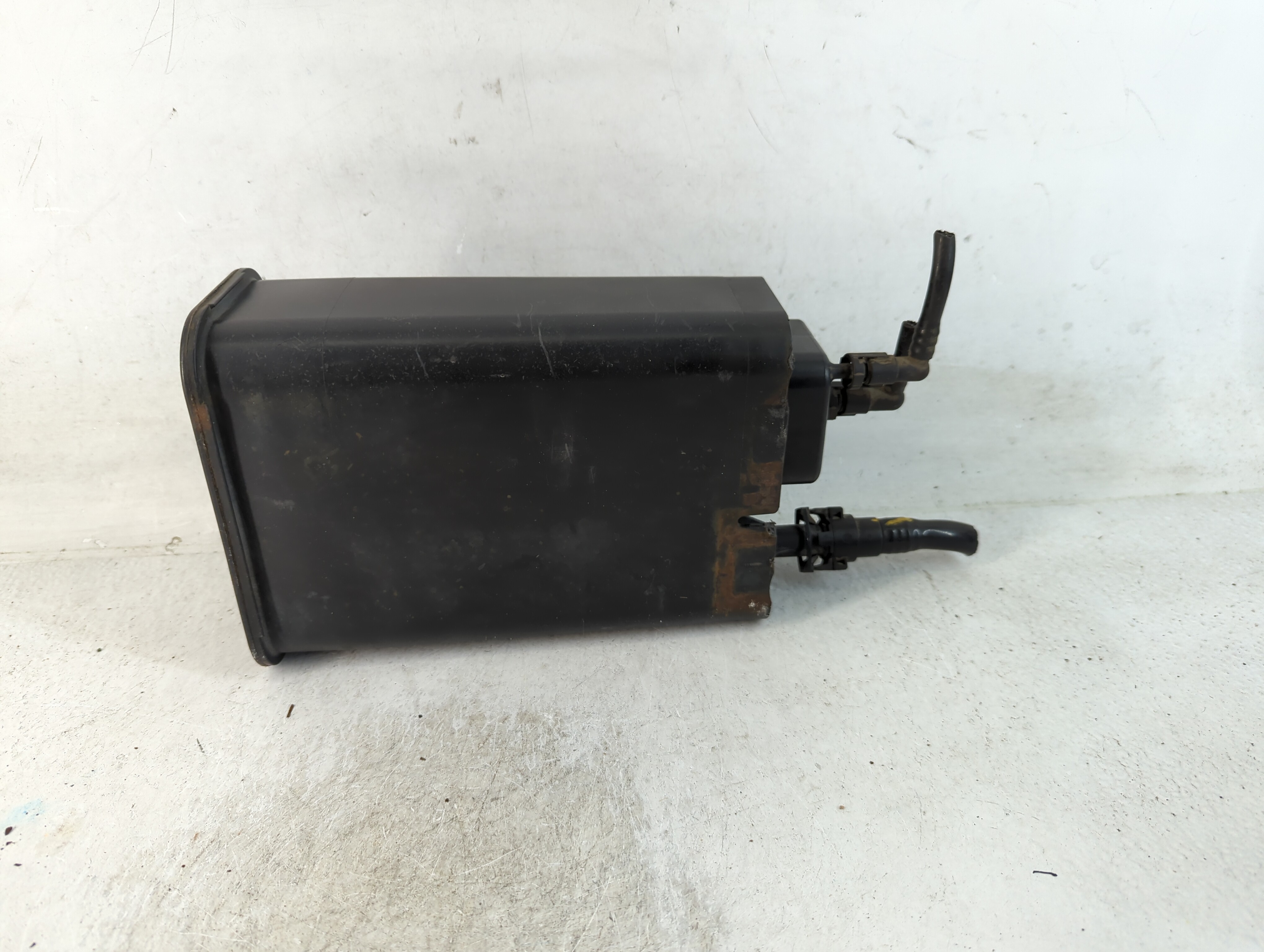 2003 Chevrolet Silverado 2500 Fuel Vapor Charcoal Canister 794978 - Oemusedautoparts1.com
