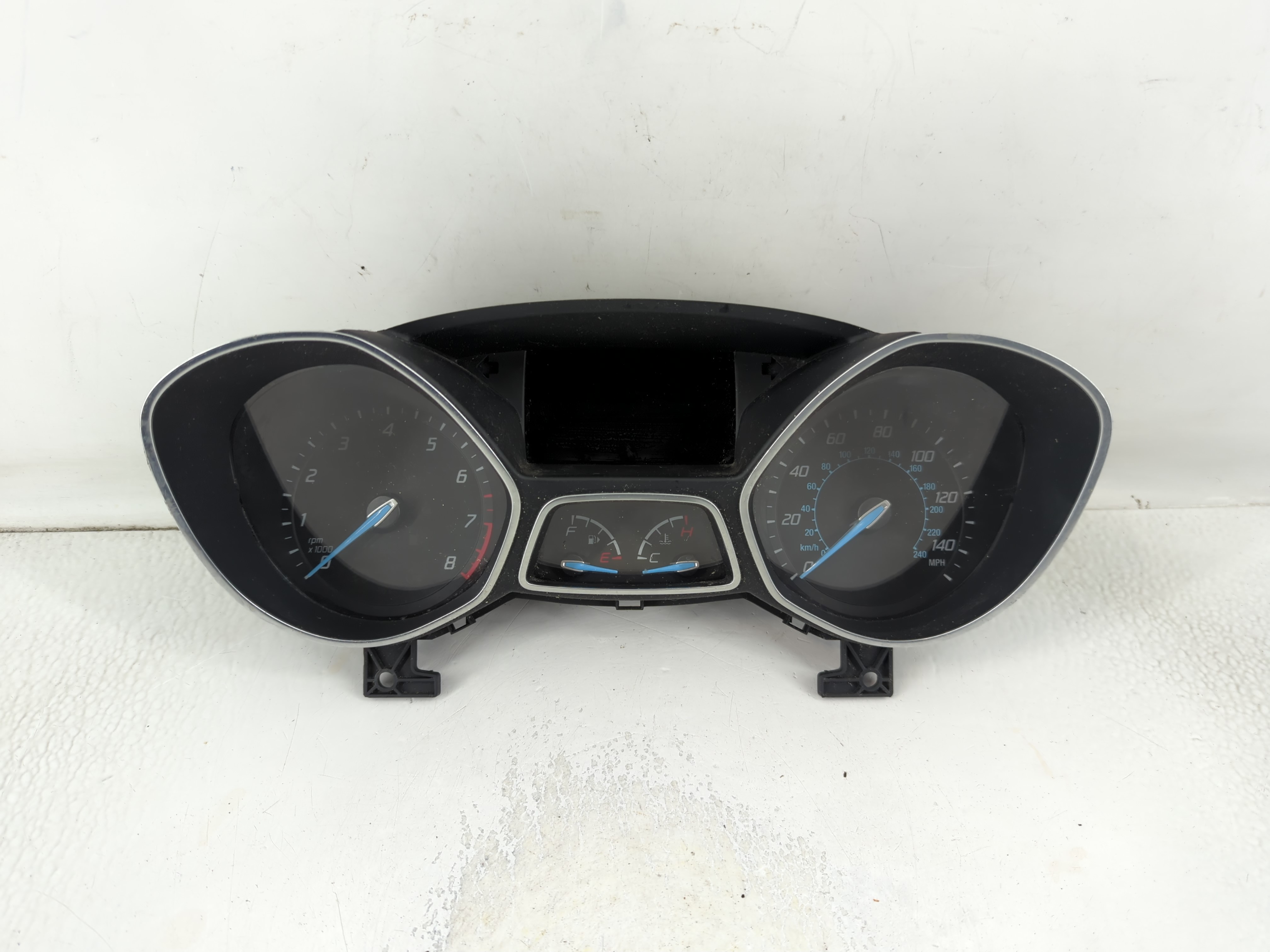 2013-2014 Ford Focus Speedometer Instrument Cluster Gauges Cm5t-10849-ctf 795016 - Oemusedautoparts1.com