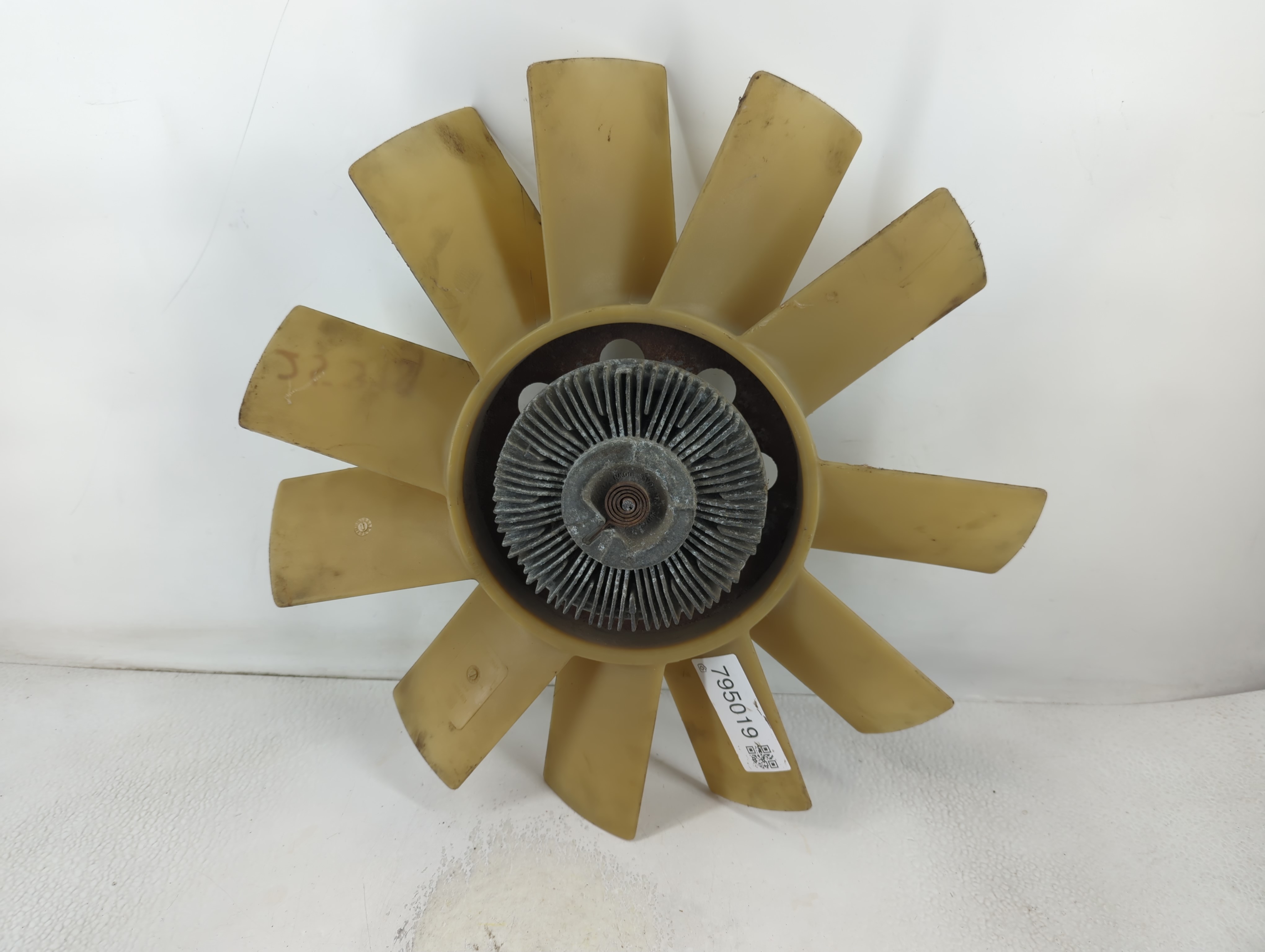 2003 Hummer H2 Fan Blade - Oem 795019 - Oemusedautoparts1.com