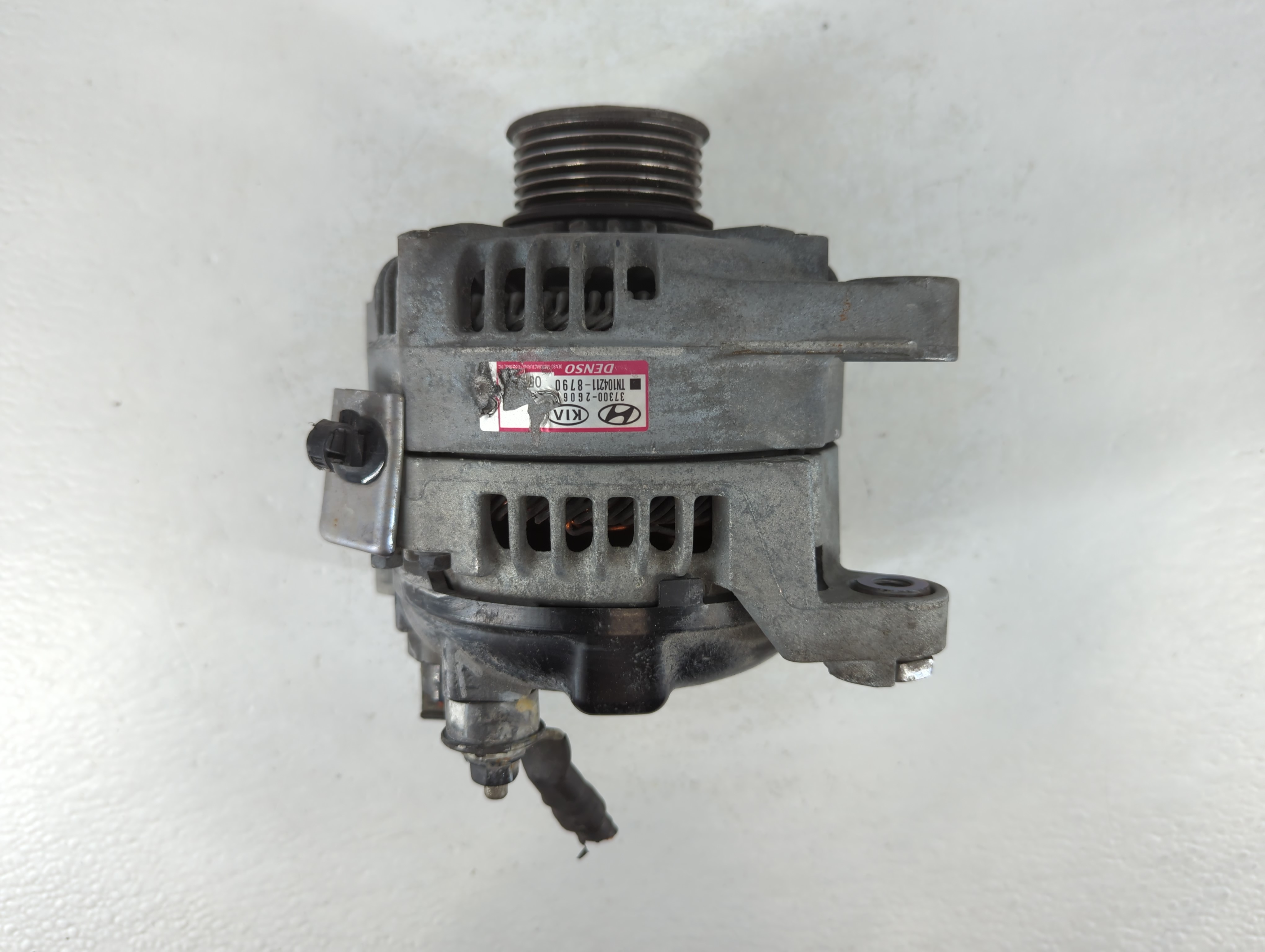 Picture of 2016-2020 Kia Optima Alternator Generator Charging Assembly Engine Oem 795054