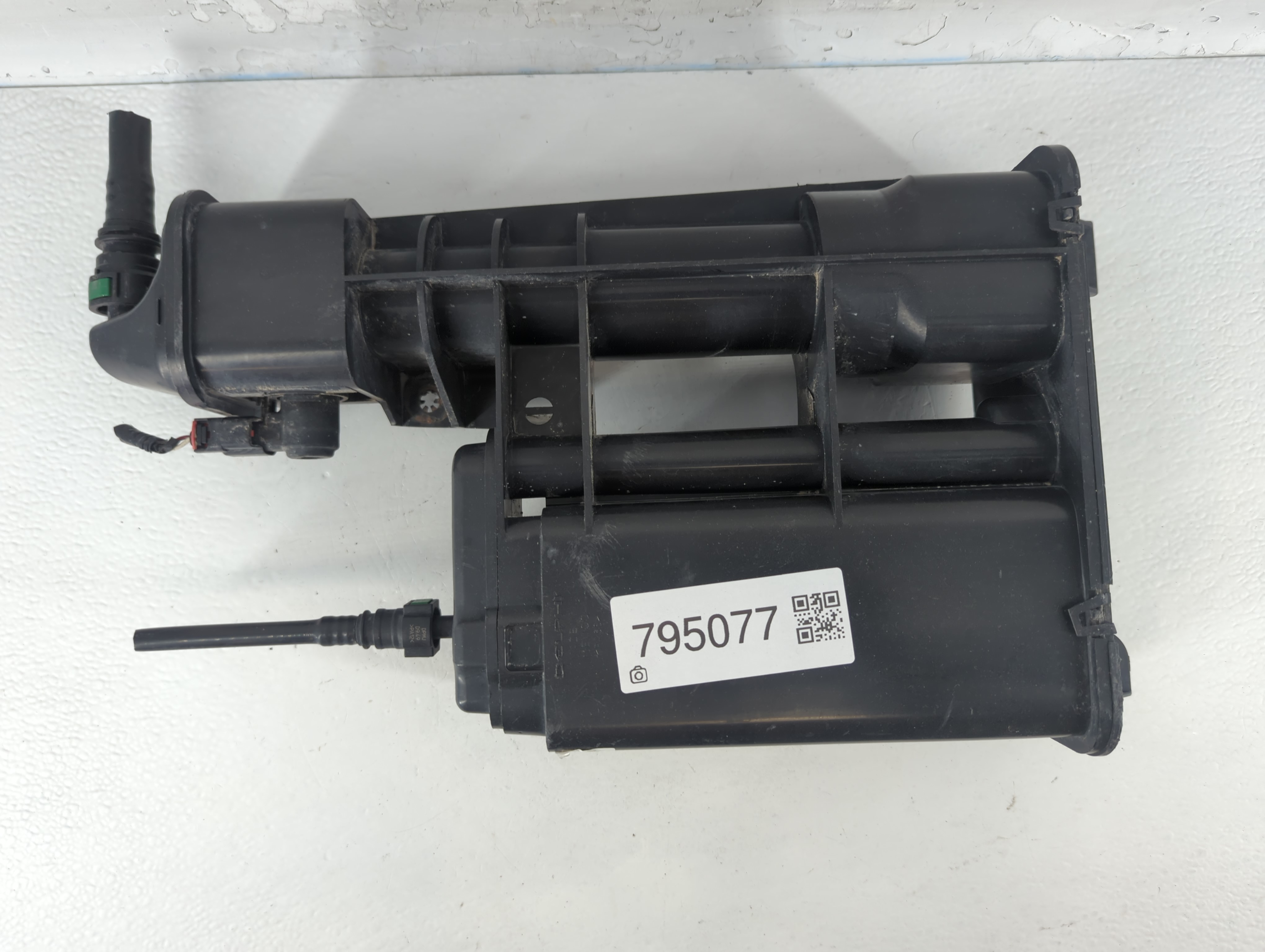 2017 Ford F-150 Fuel Vapor Charcoal Canister 795077 - Oemusedautoparts1.com