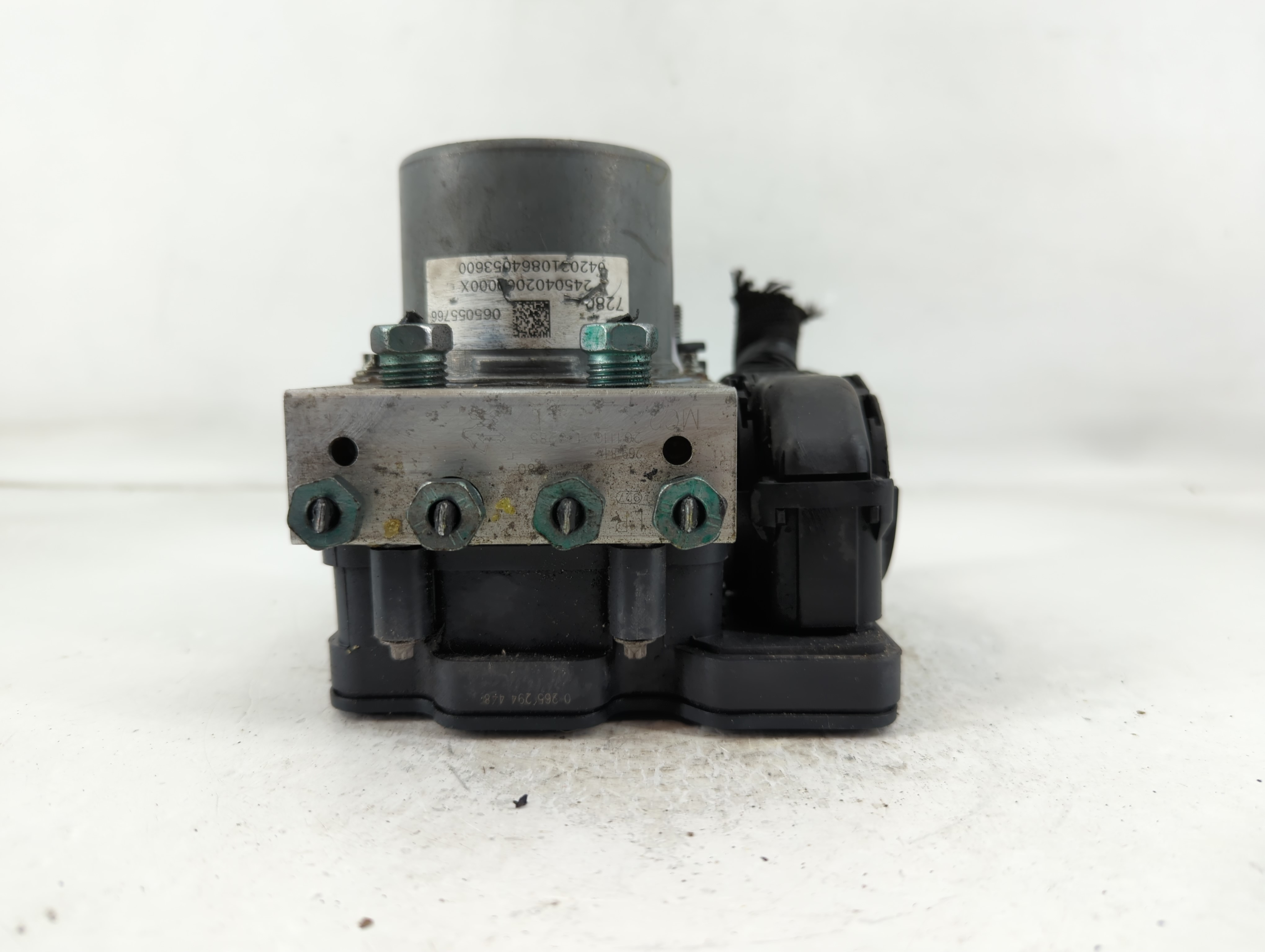 2019-2021 Chevrolet Malibu Abs Pump Control Module 795095 - Oemusedautoparts1.com