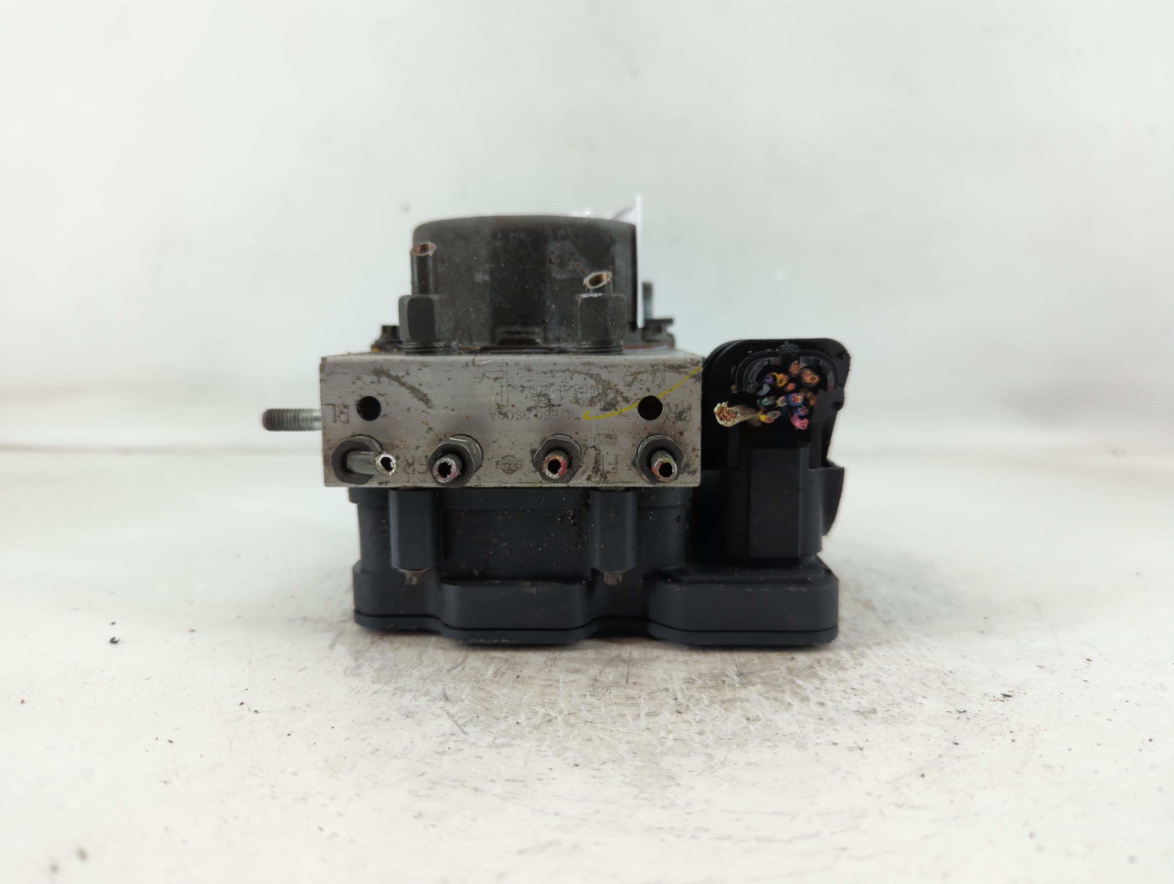 2013-2014 Nissan Sentra Abs Pump Control Module 795100 - Oemusedautoparts1.com